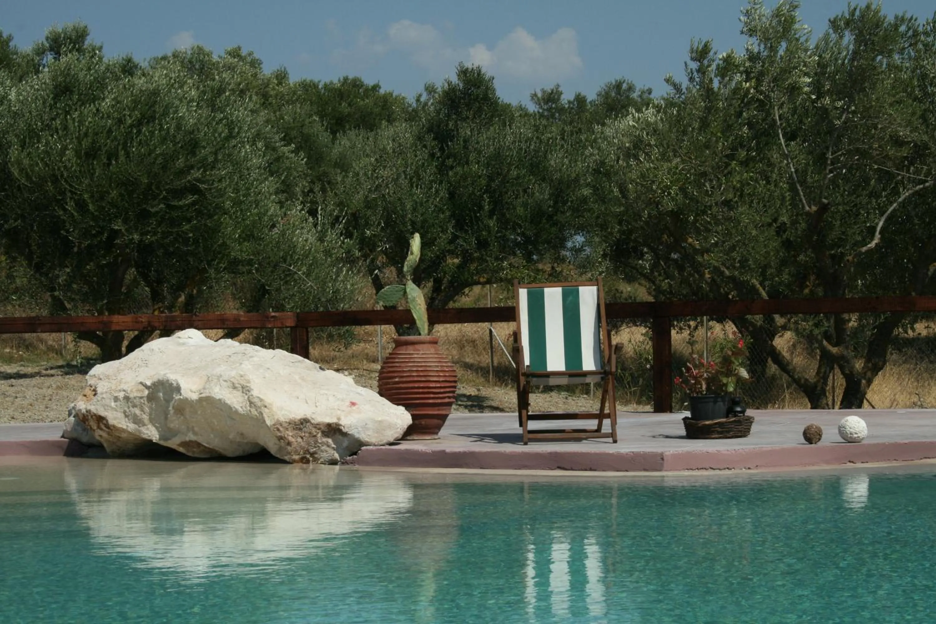 Swimming pool in Volidiera Guesthouse