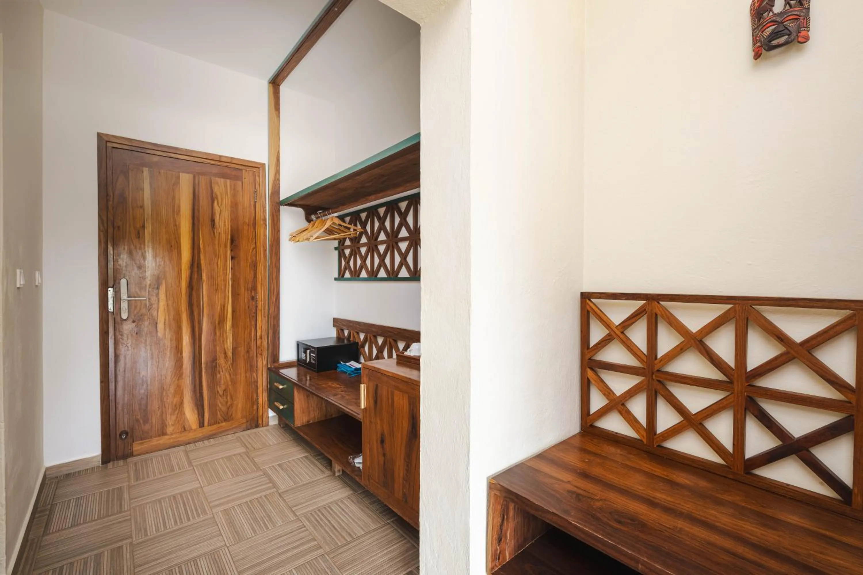 Photo of the whole room in Zanzibar Queen Hotel