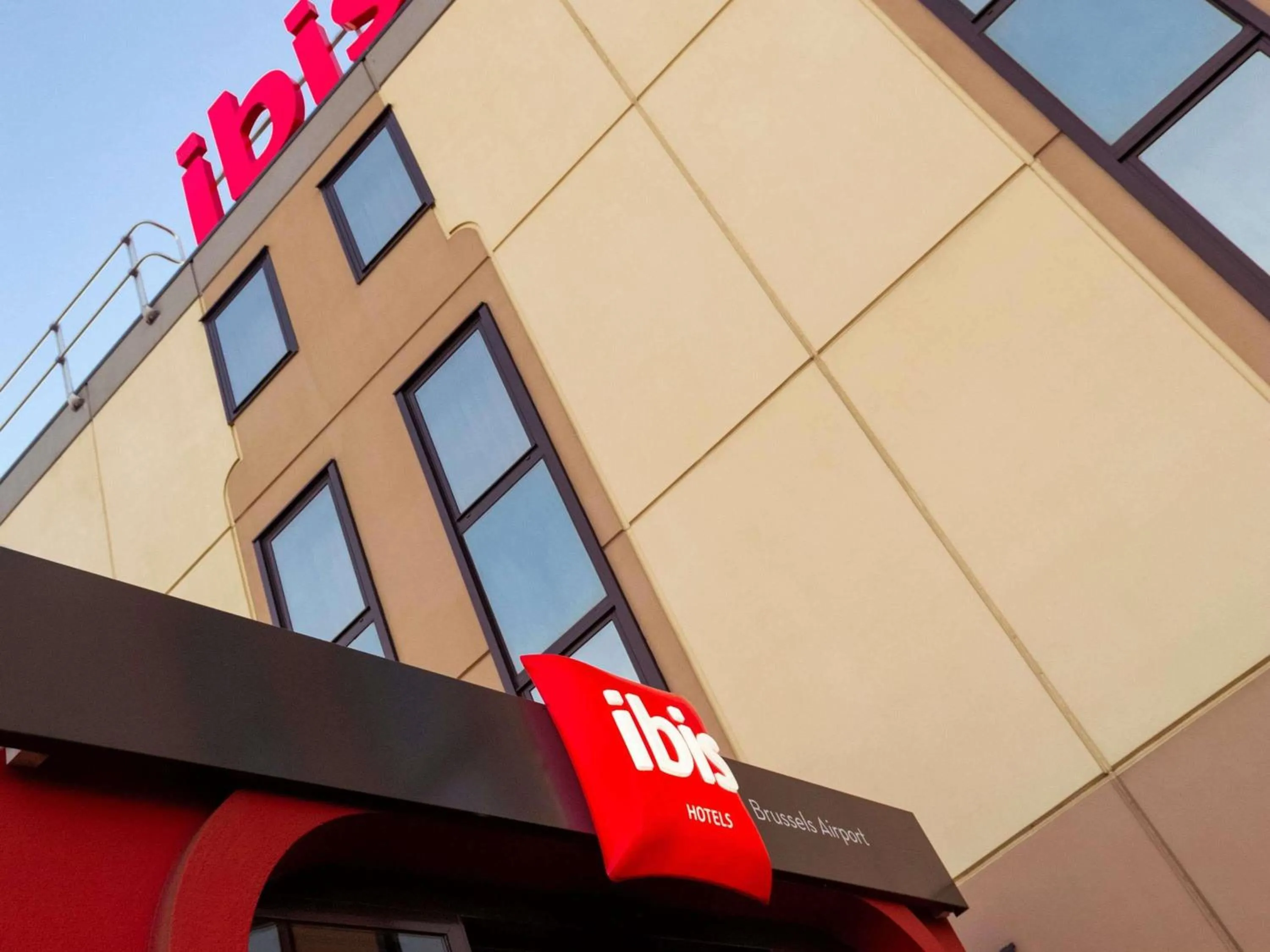 Property building in ibis Hotel Brussels Airport
