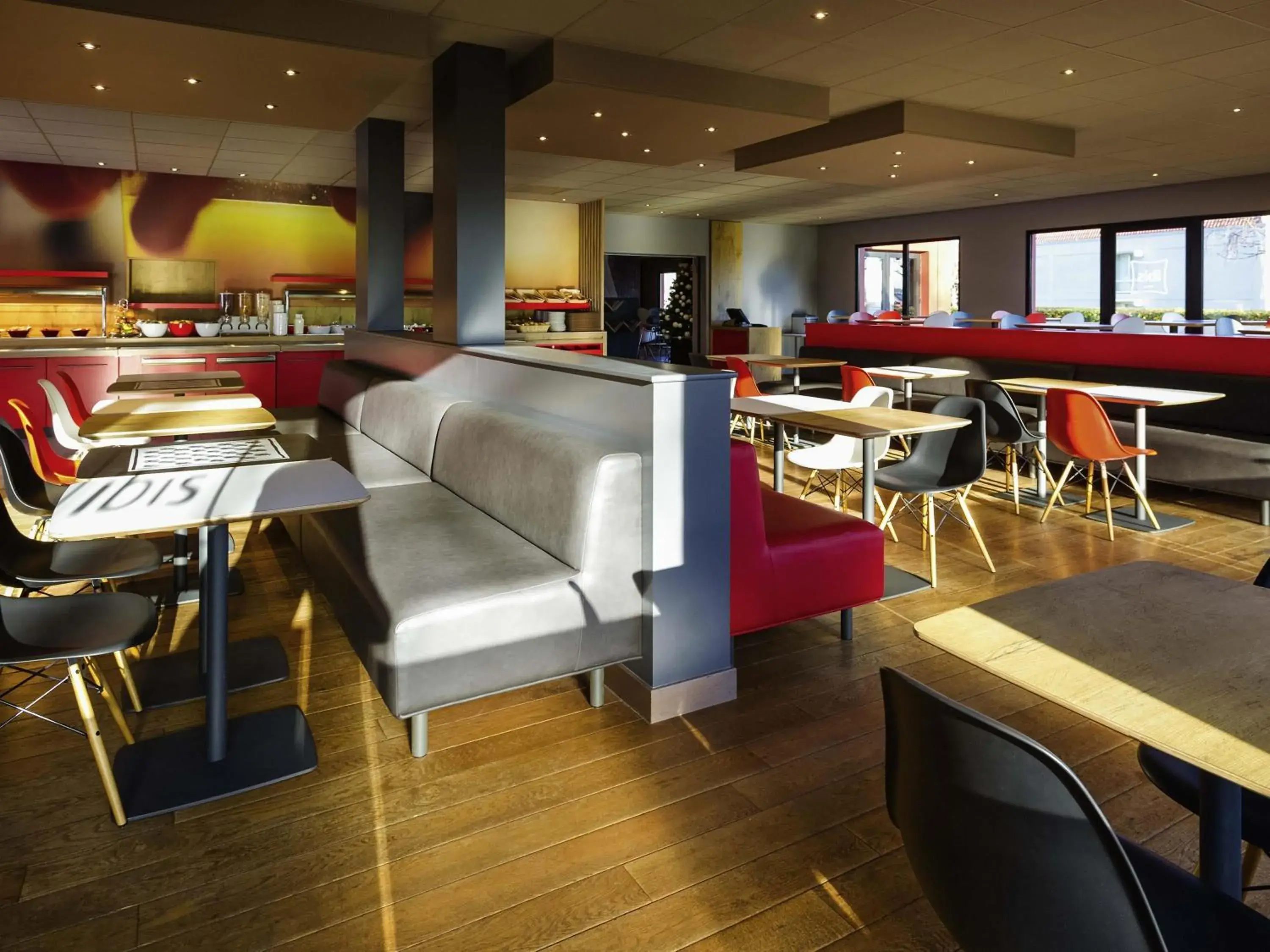 Restaurant/places to eat in ibis Hotel Brussels Airport Restaurant/places to eat in ibis Hotel Brussels Airport
