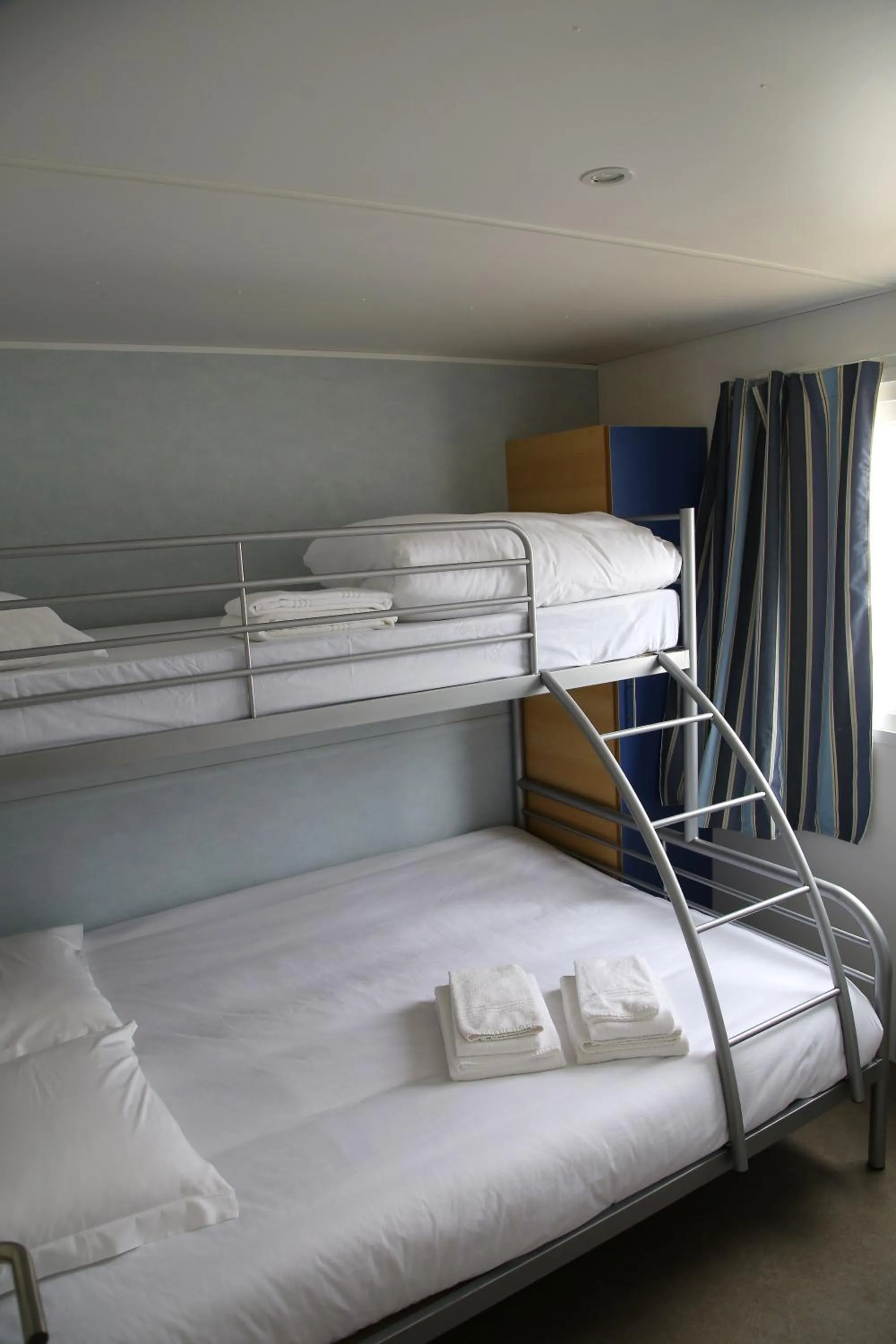 Bedroom, Bed in Parque de Campismo Orbitur Canidelo