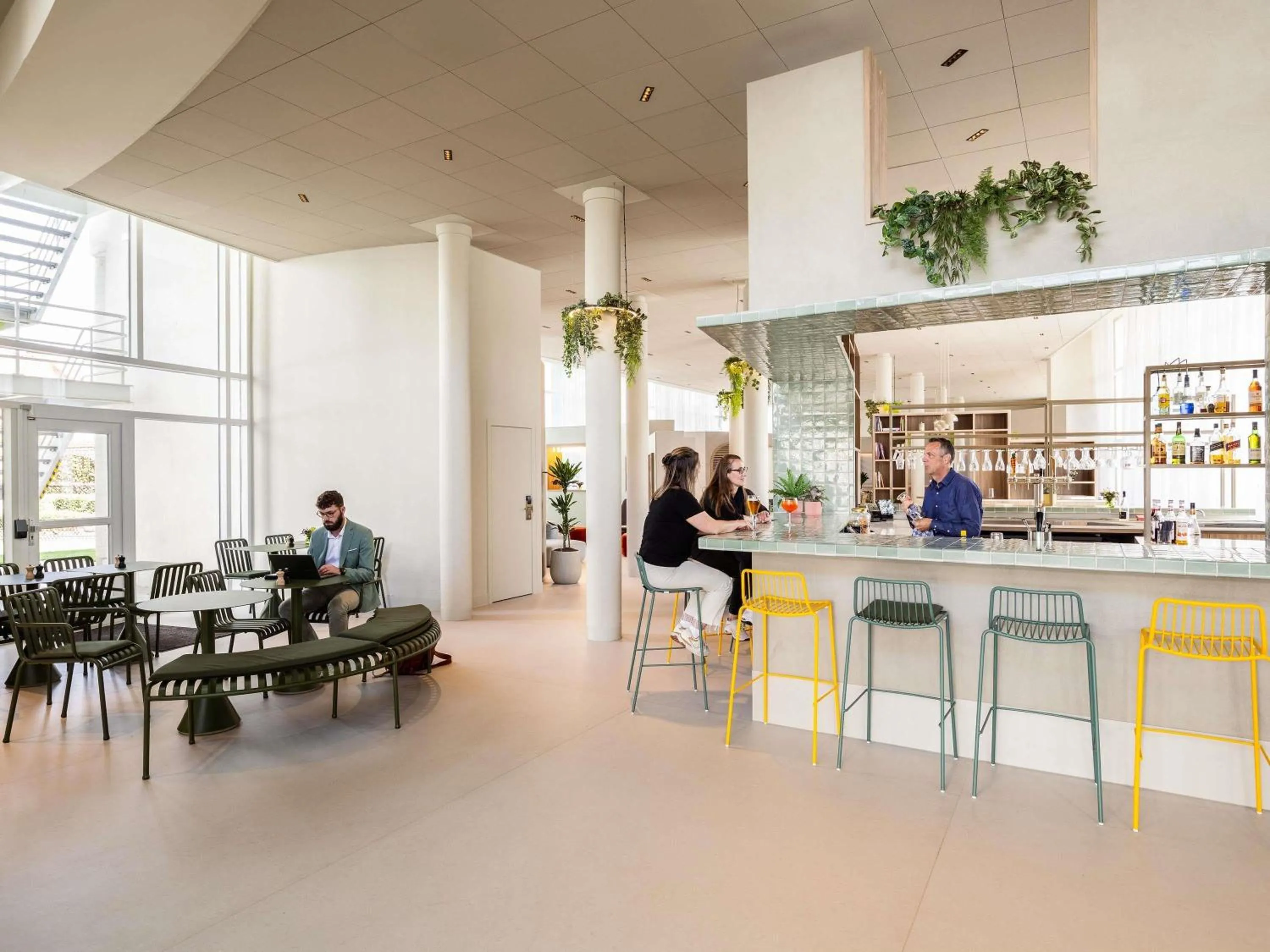 Lounge or bar in ibis Styles Brugge Centrum