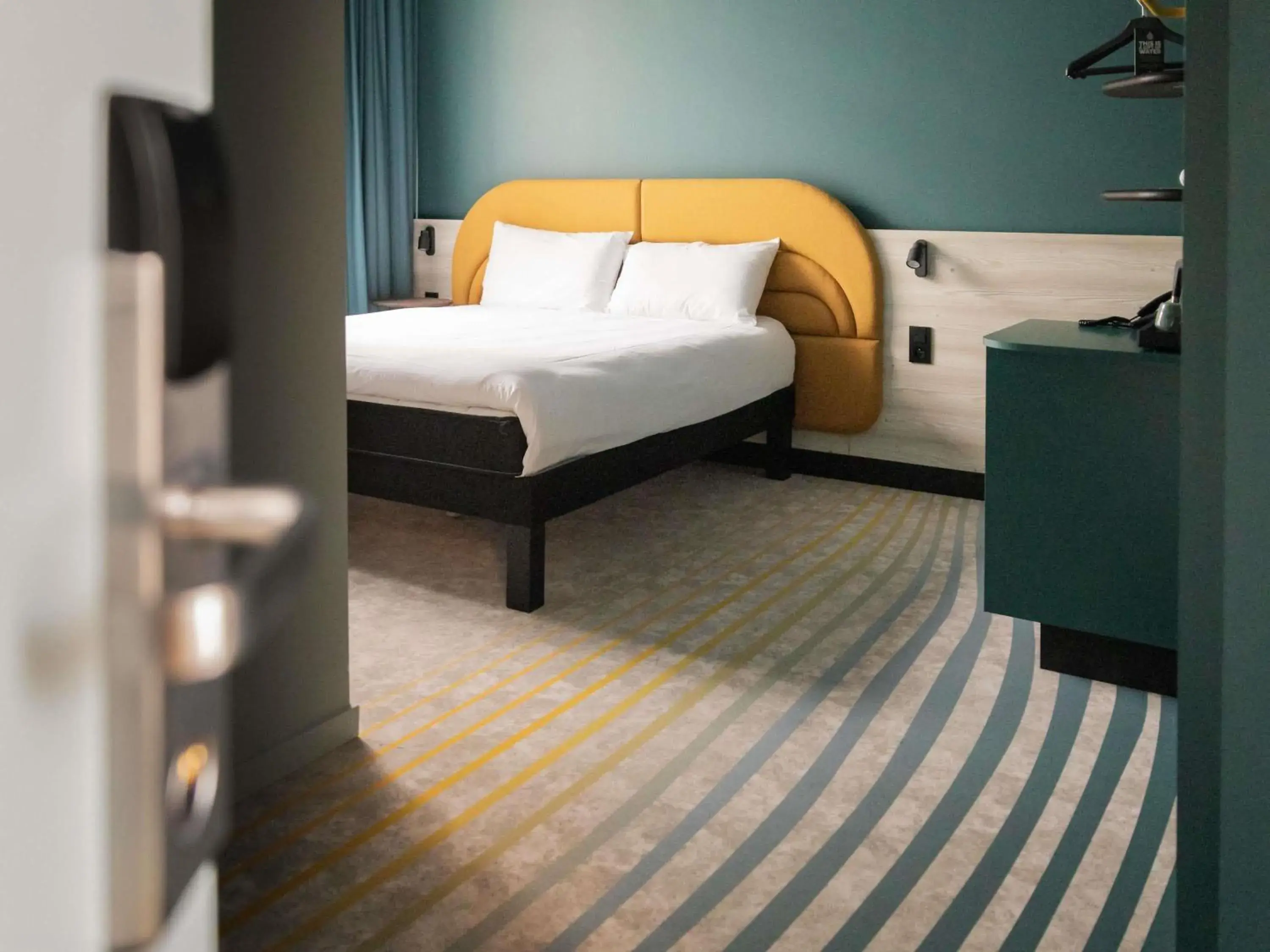 Bedroom, Bed in ibis Styles Brugge Centrum Bedroom, Bed in ibis Styles Brugge Centrum