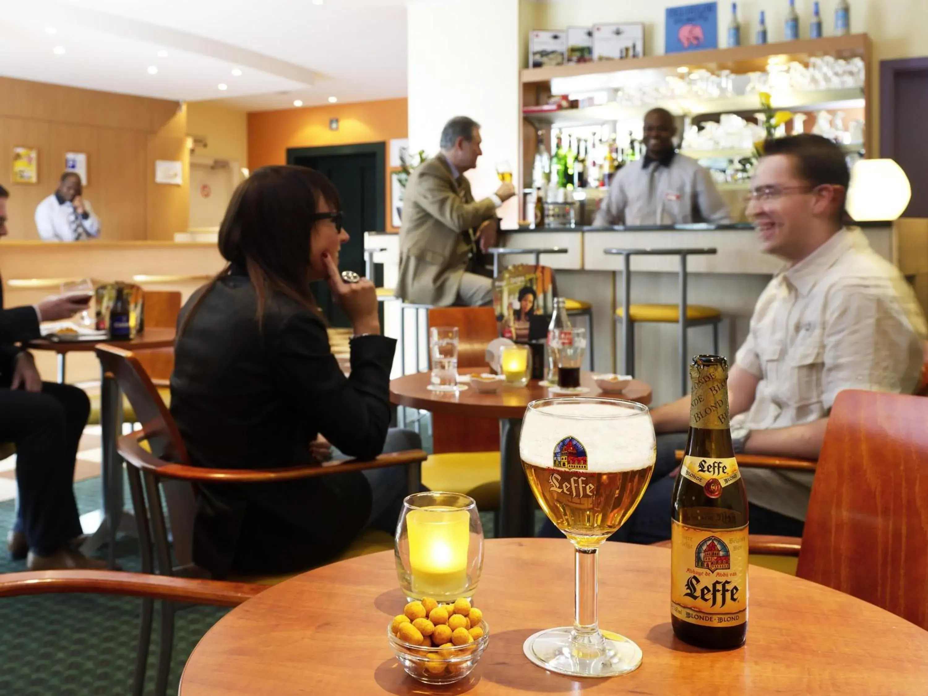 Lounge or bar in ibis Charleroi Centre Gare Lounge or bar in ibis Charleroi Centre Gare