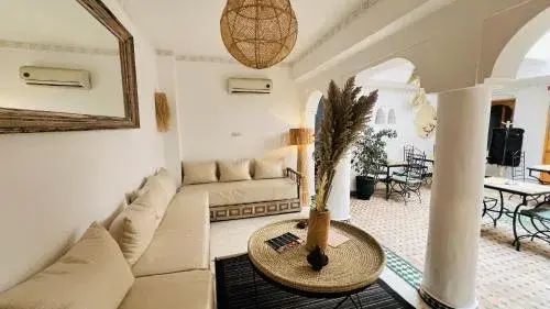 Riad Sarah Sabrina Riad Sarah Sabrina