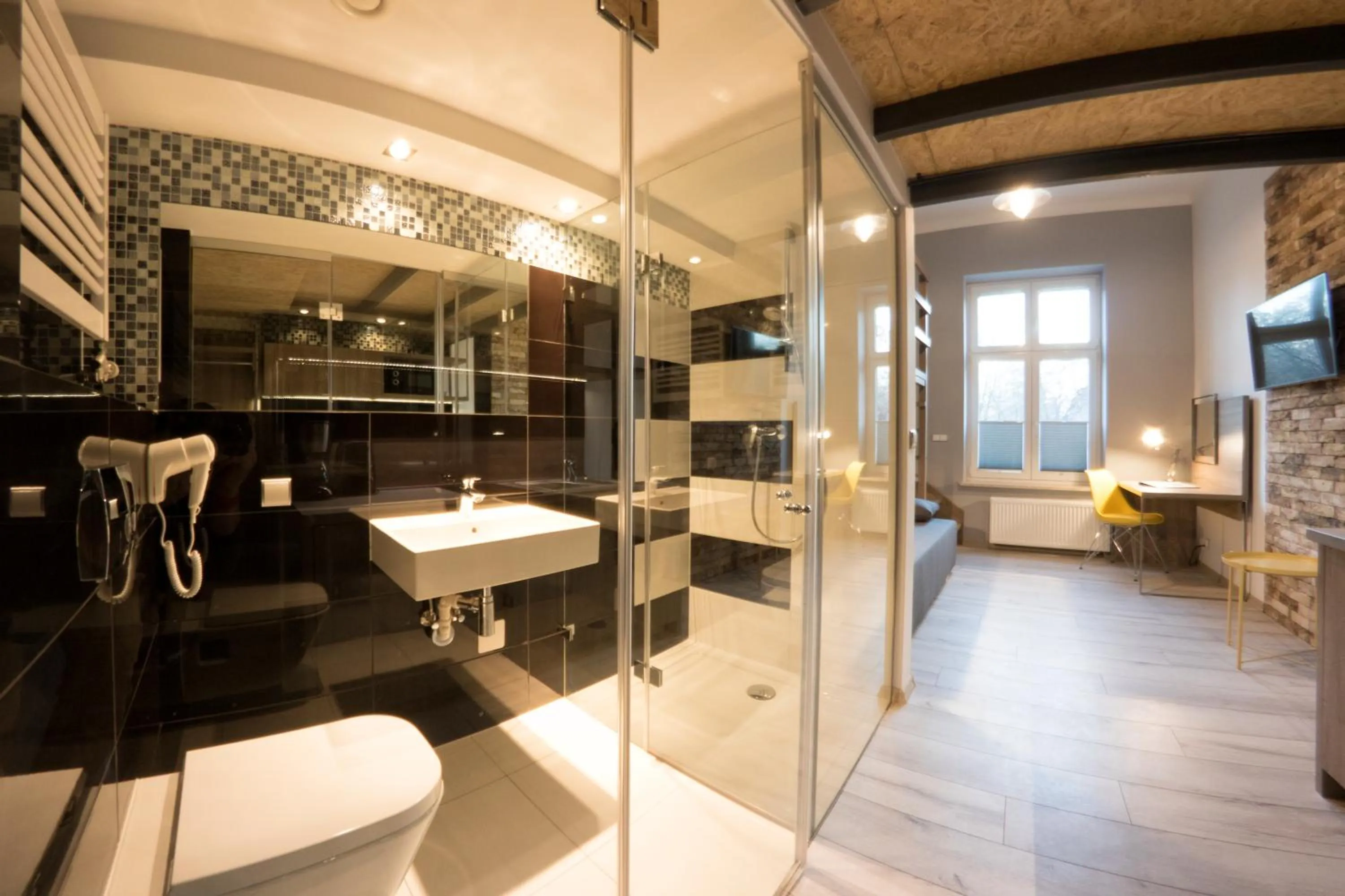 Shower in Yourplace M57 Apartments