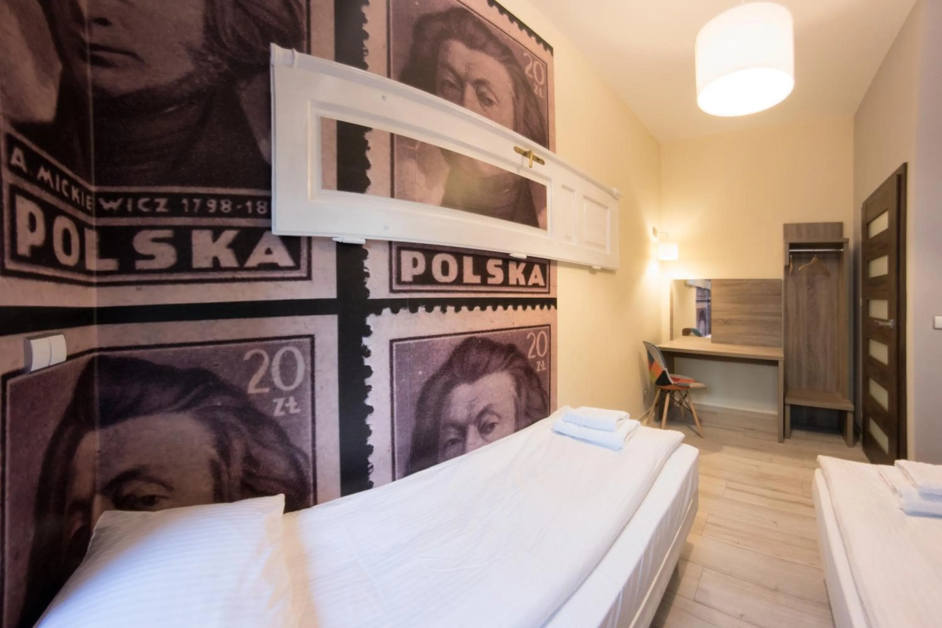 Bed in Yourplace M57 Apartments