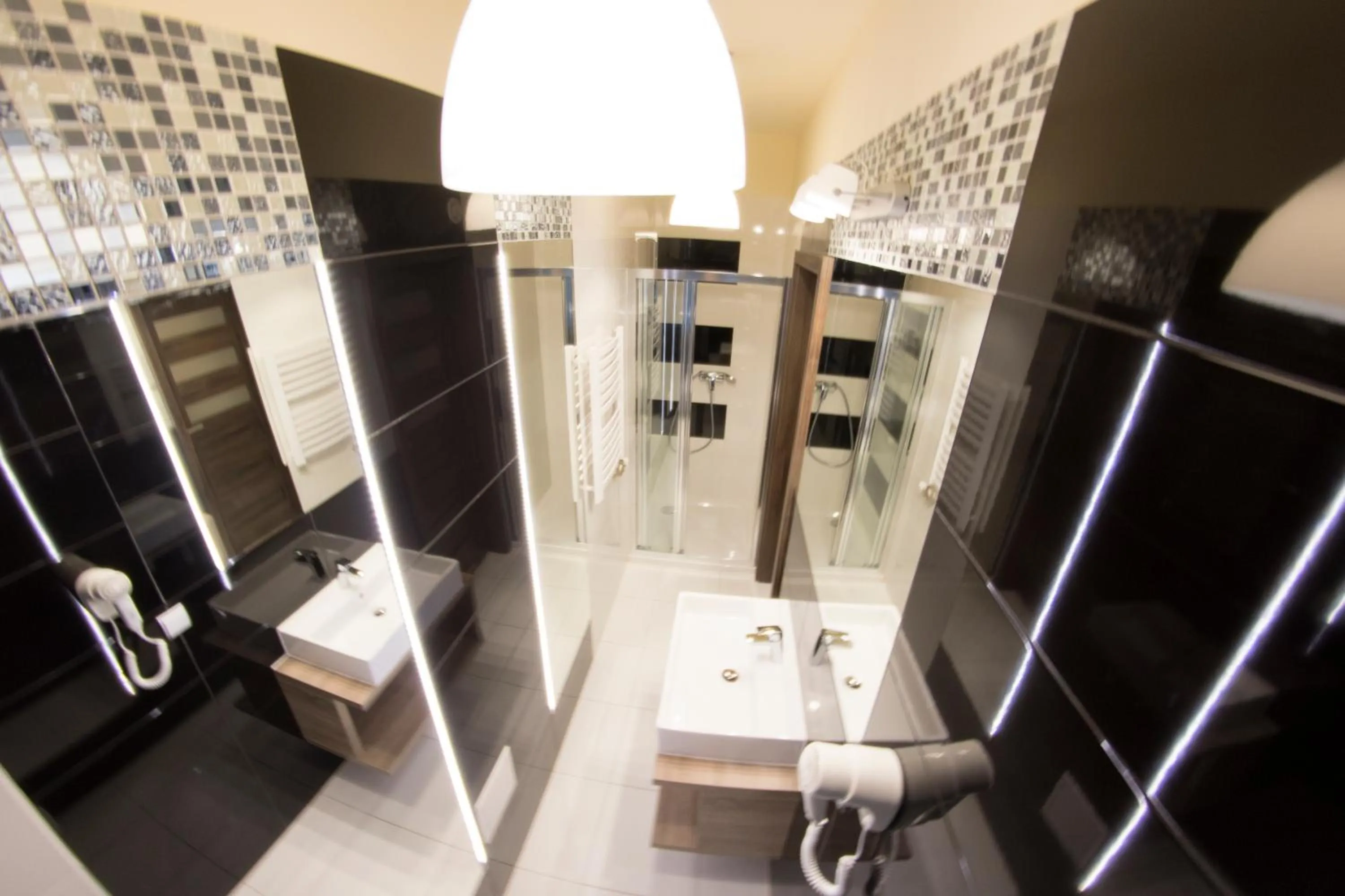 Bathroom in Yourplace M57 Apartments