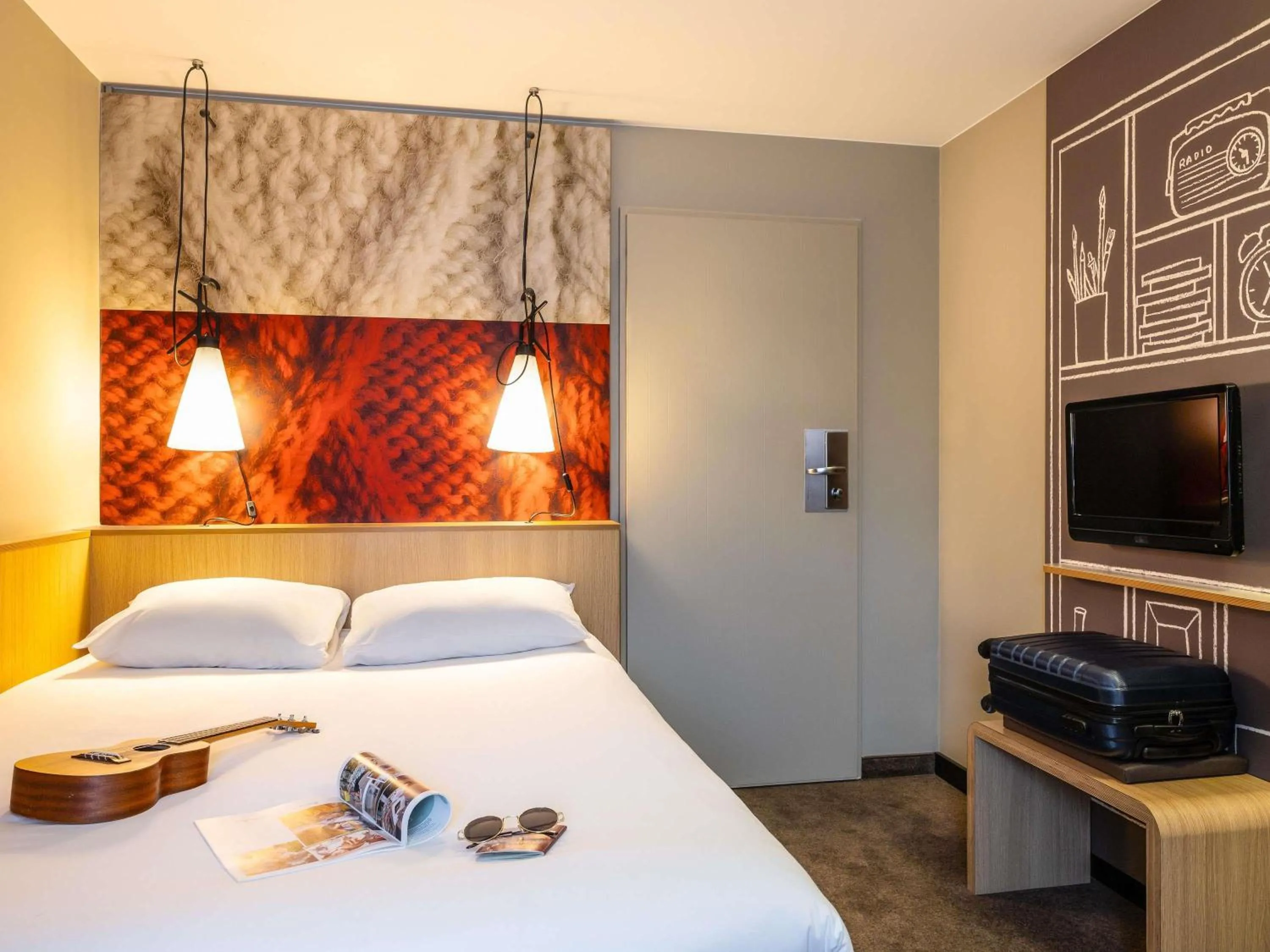 Bedroom, Bed in ibis Gent Centrum Opera