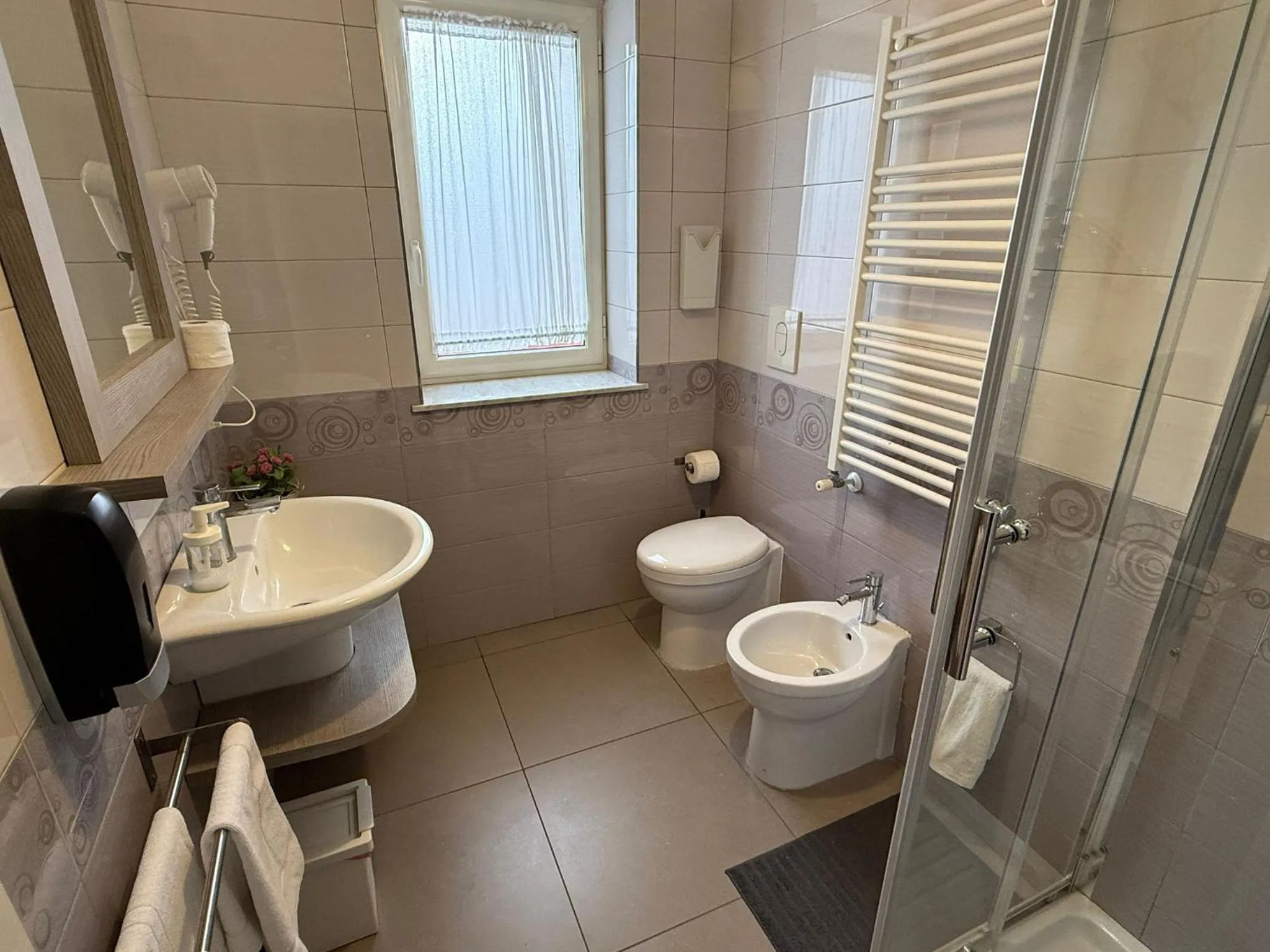 Shower in Bed and Breakfast Aereoparking