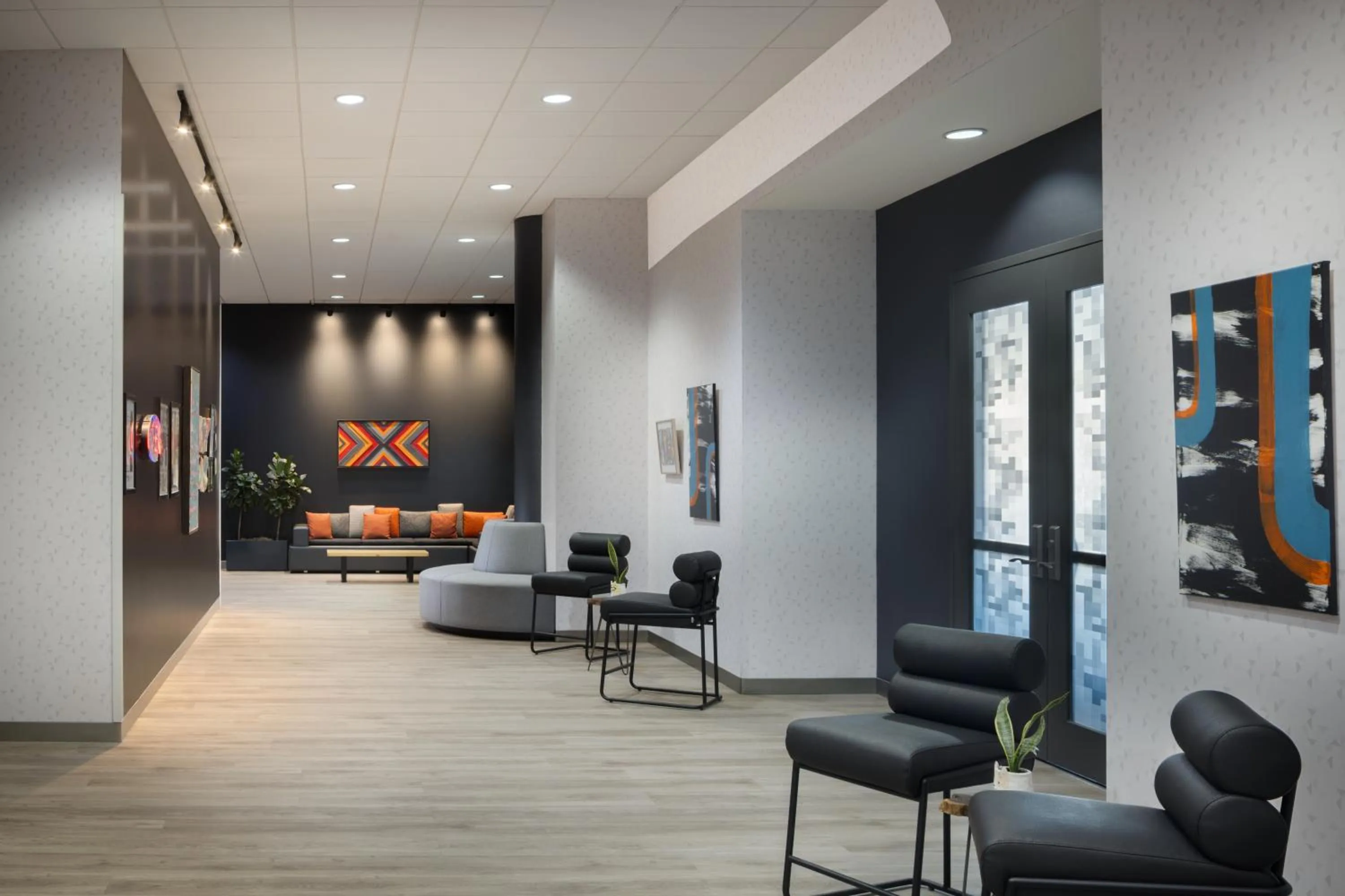 Seating area in Aloft Wichita