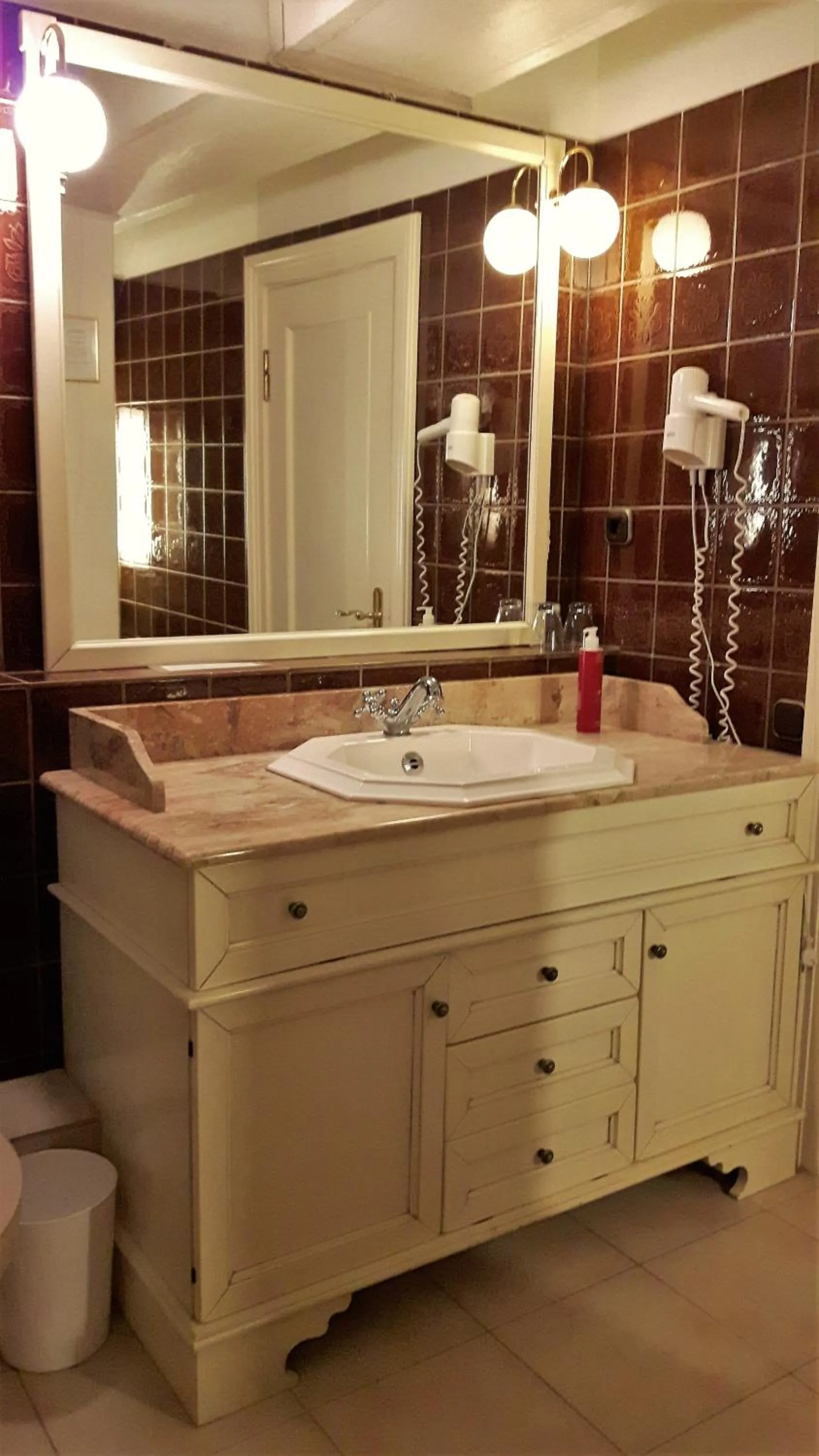 Bathroom in Landsitzhotel und Seminarium Peterhof