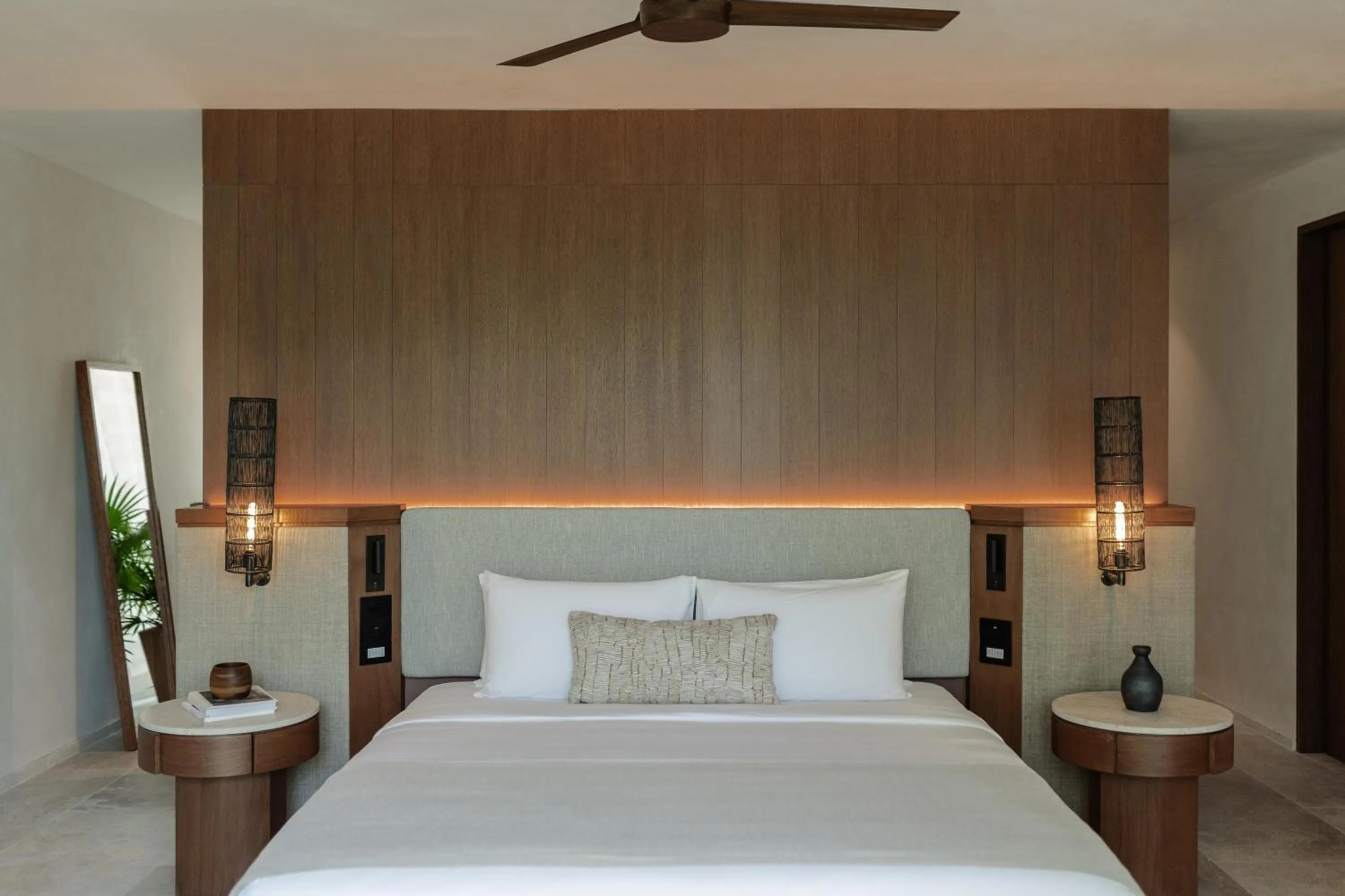 Photo of the whole room, Bed in Alila Mayakoba