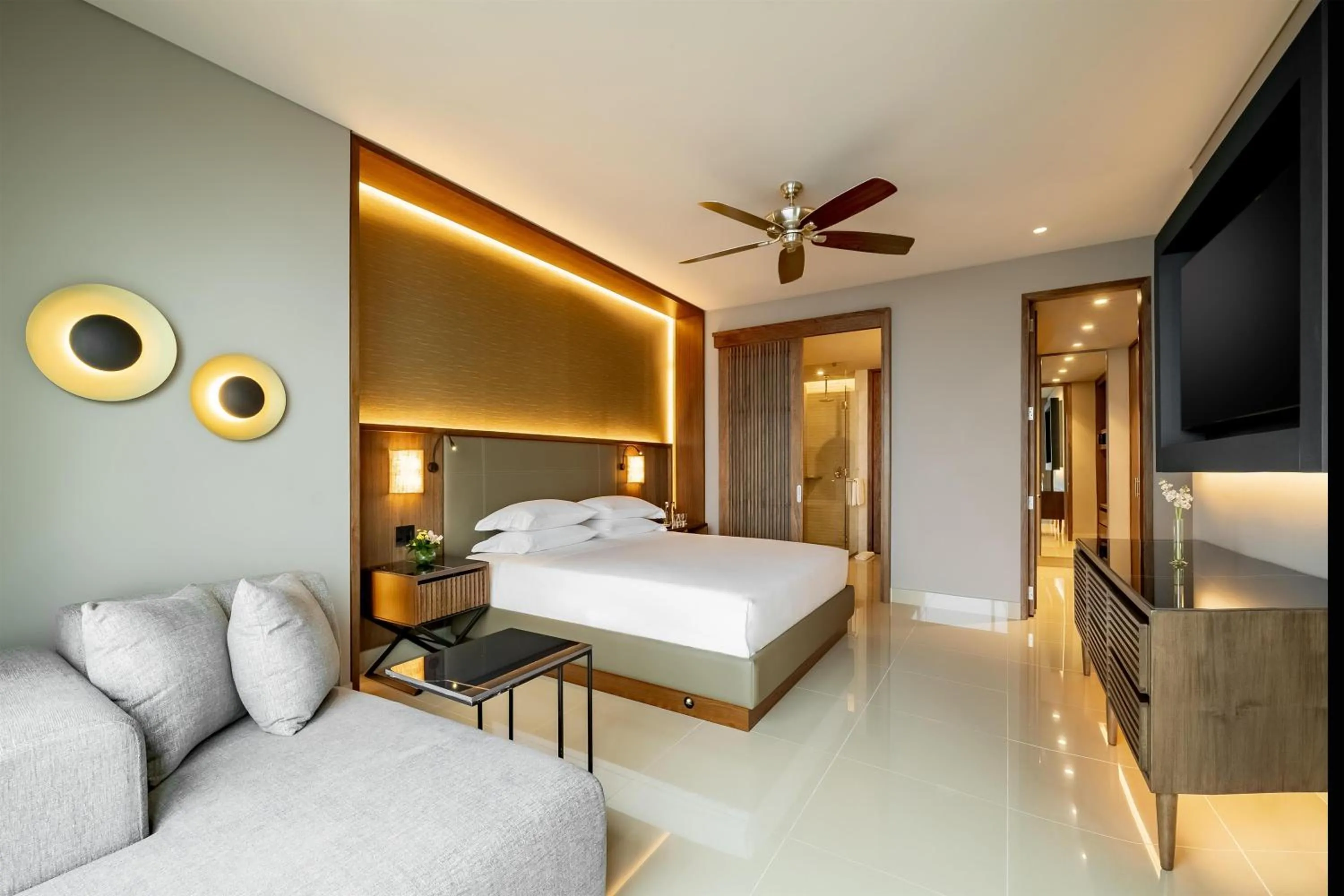 Photo of the whole room, Bed in Hyatt Regency Cartagena