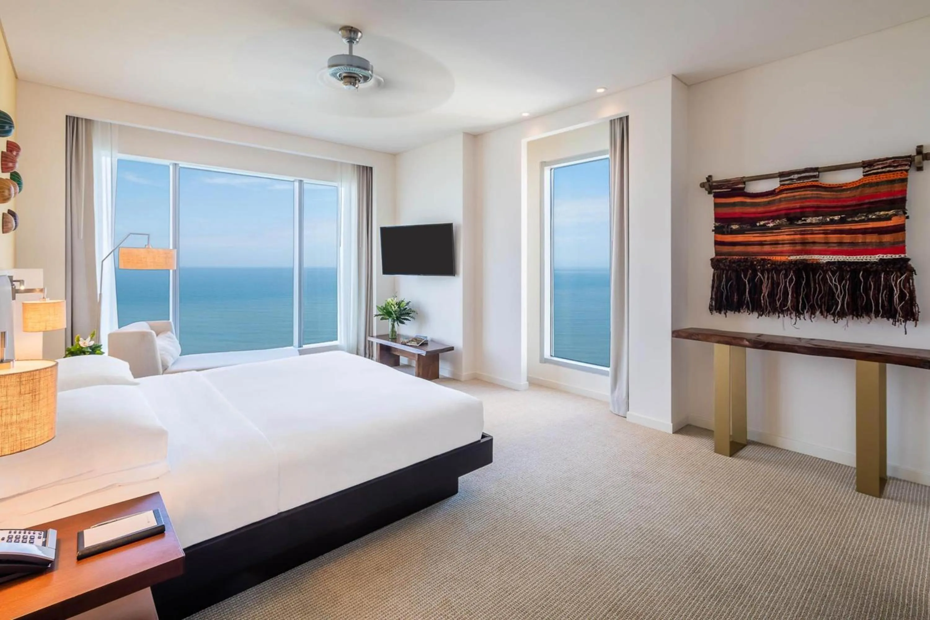 Photo of the whole room, Bed in Hyatt Regency Cartagena