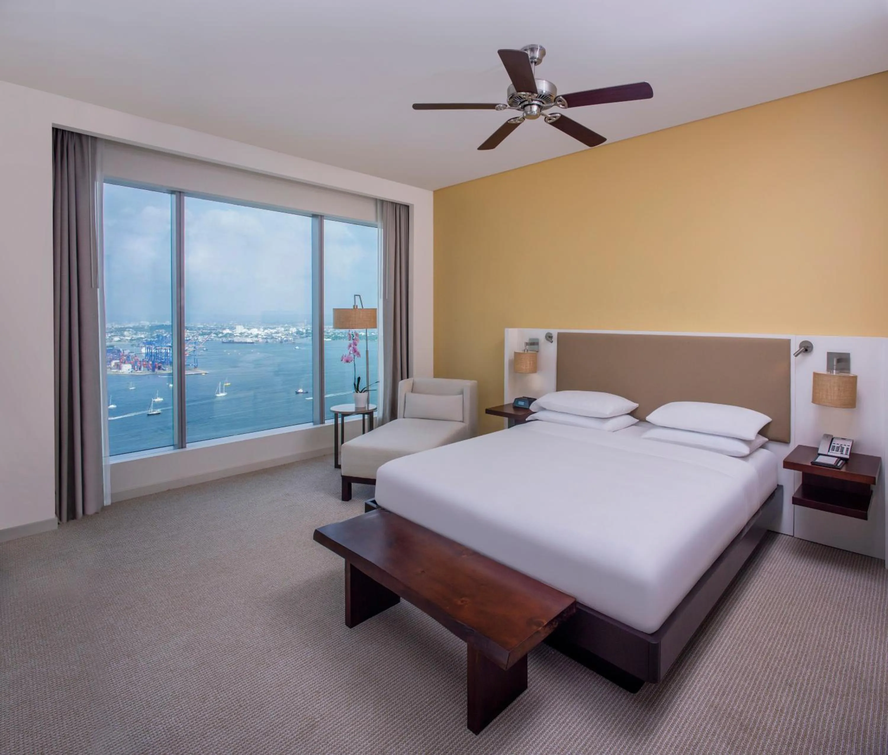 Bed in Hyatt Regency Cartagena