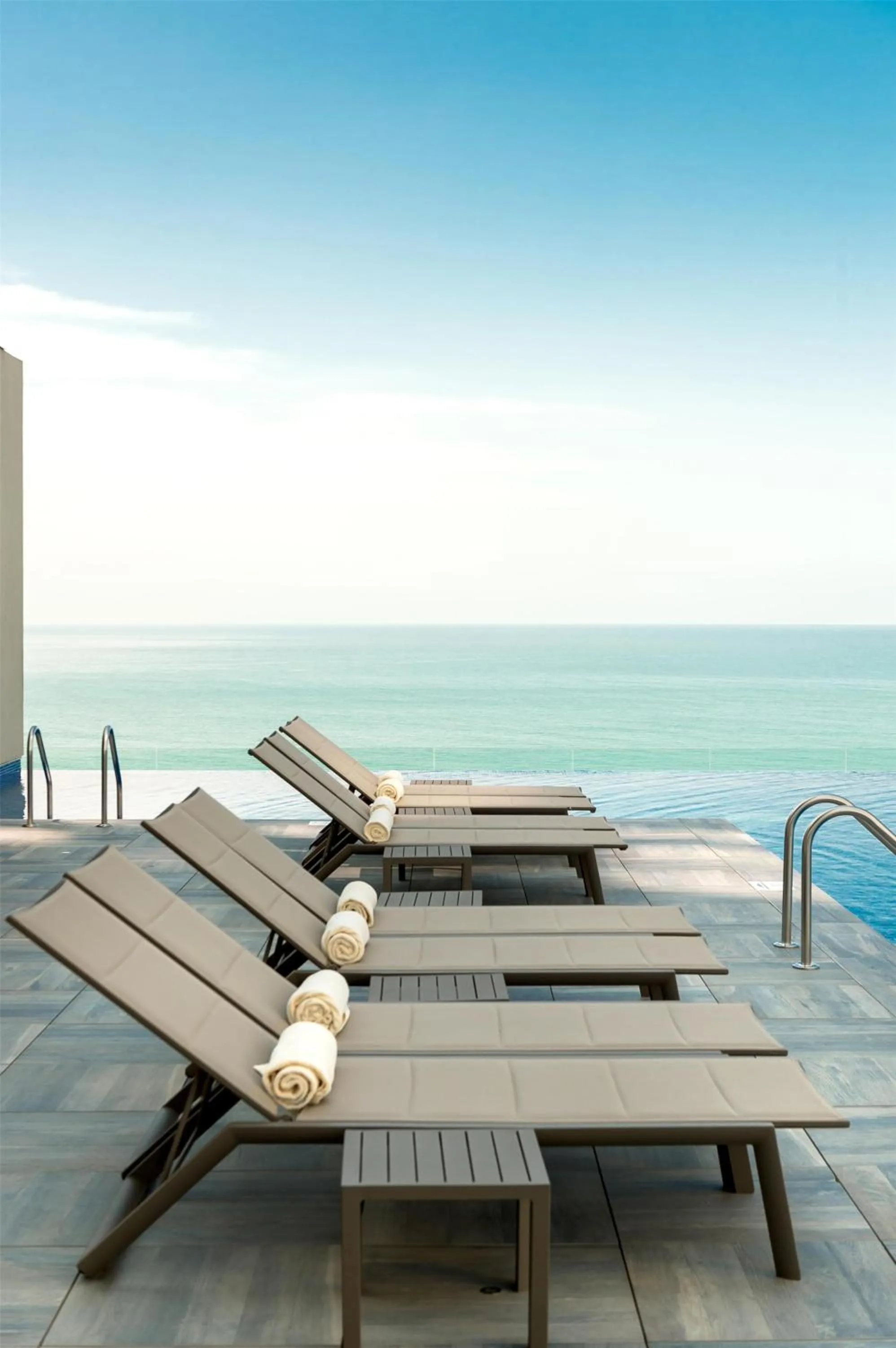 Swimming pool in Hyatt Regency Cartagena