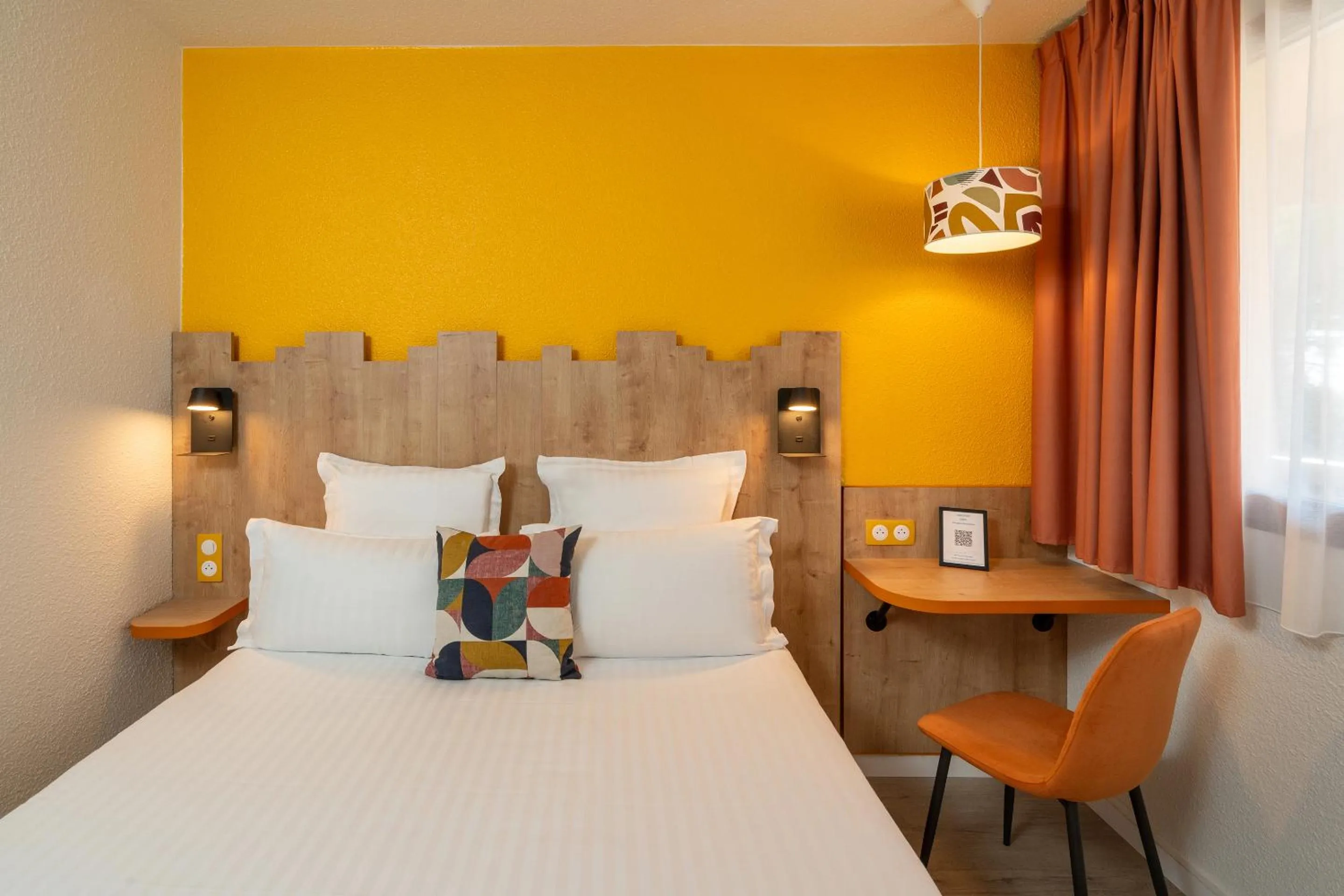 Bed in Sure Hotel by Best Western Mougins Belvedere