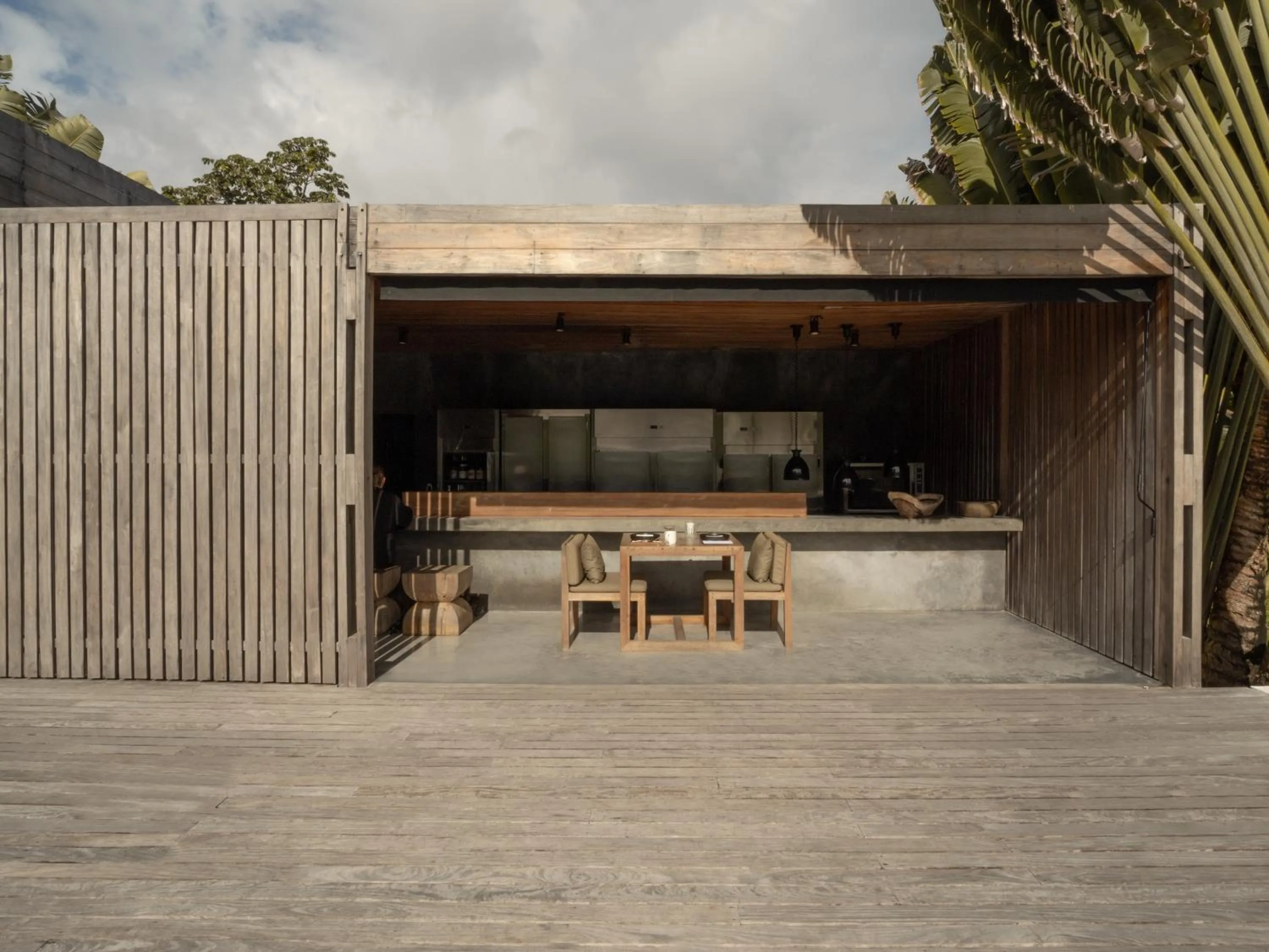 Restaurant/places to eat in KA BRU Beach Boutique Hotel