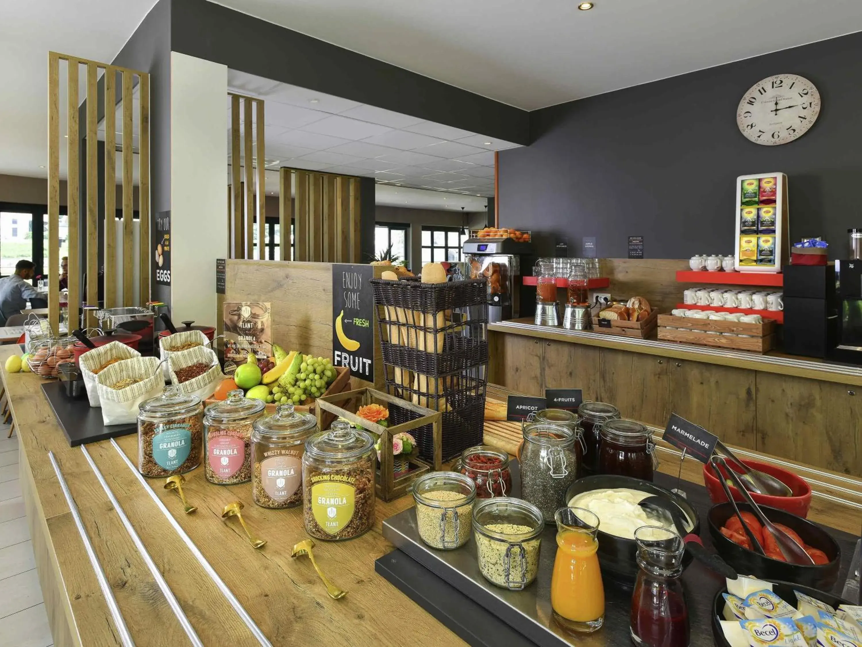 Breakfast in ibis Dinant Centre Breakfast in ibis Dinant Centre