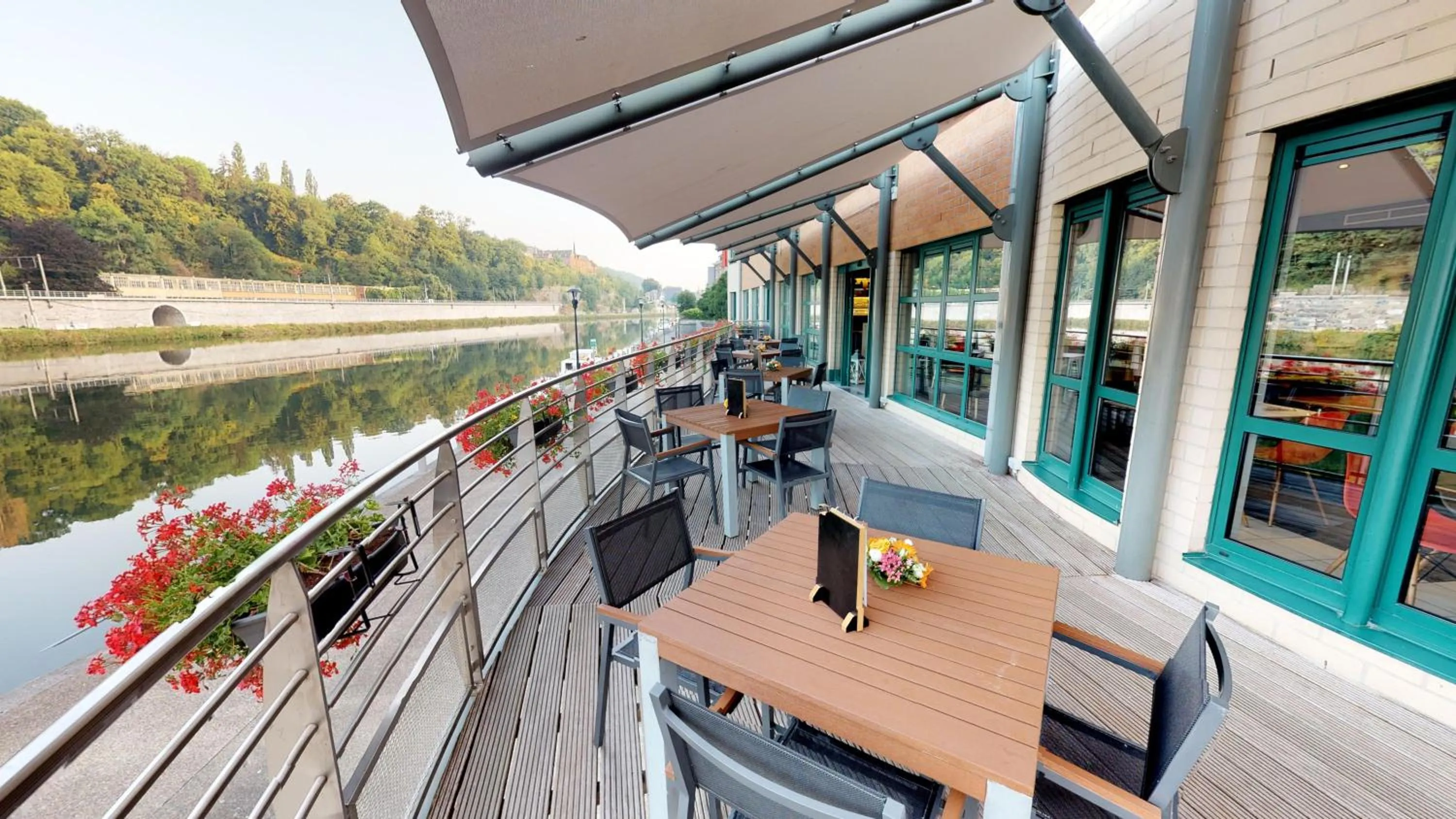 Patio in ibis Dinant Centre