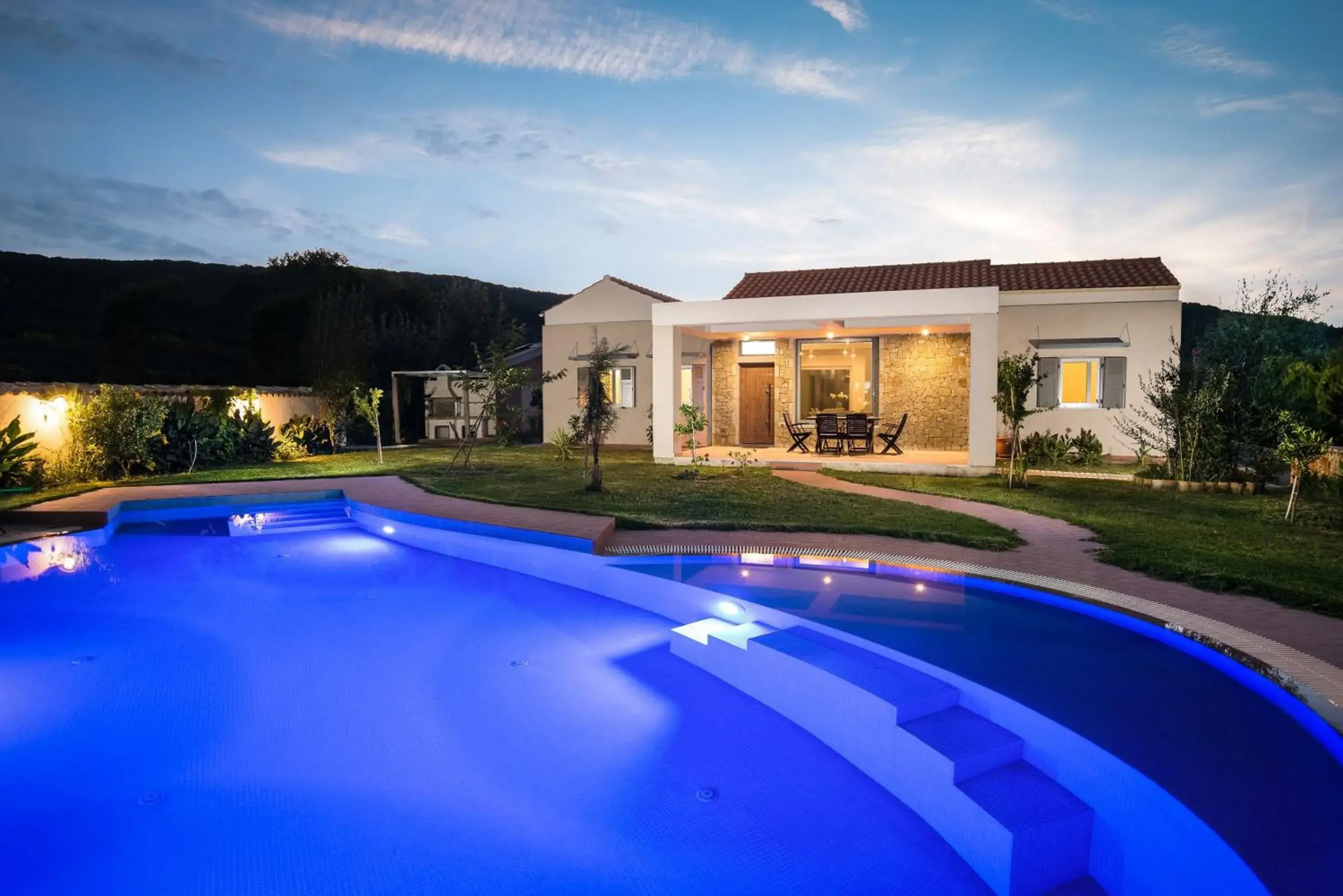 Three Stars Luxury Villas Three Stars Luxury Villas