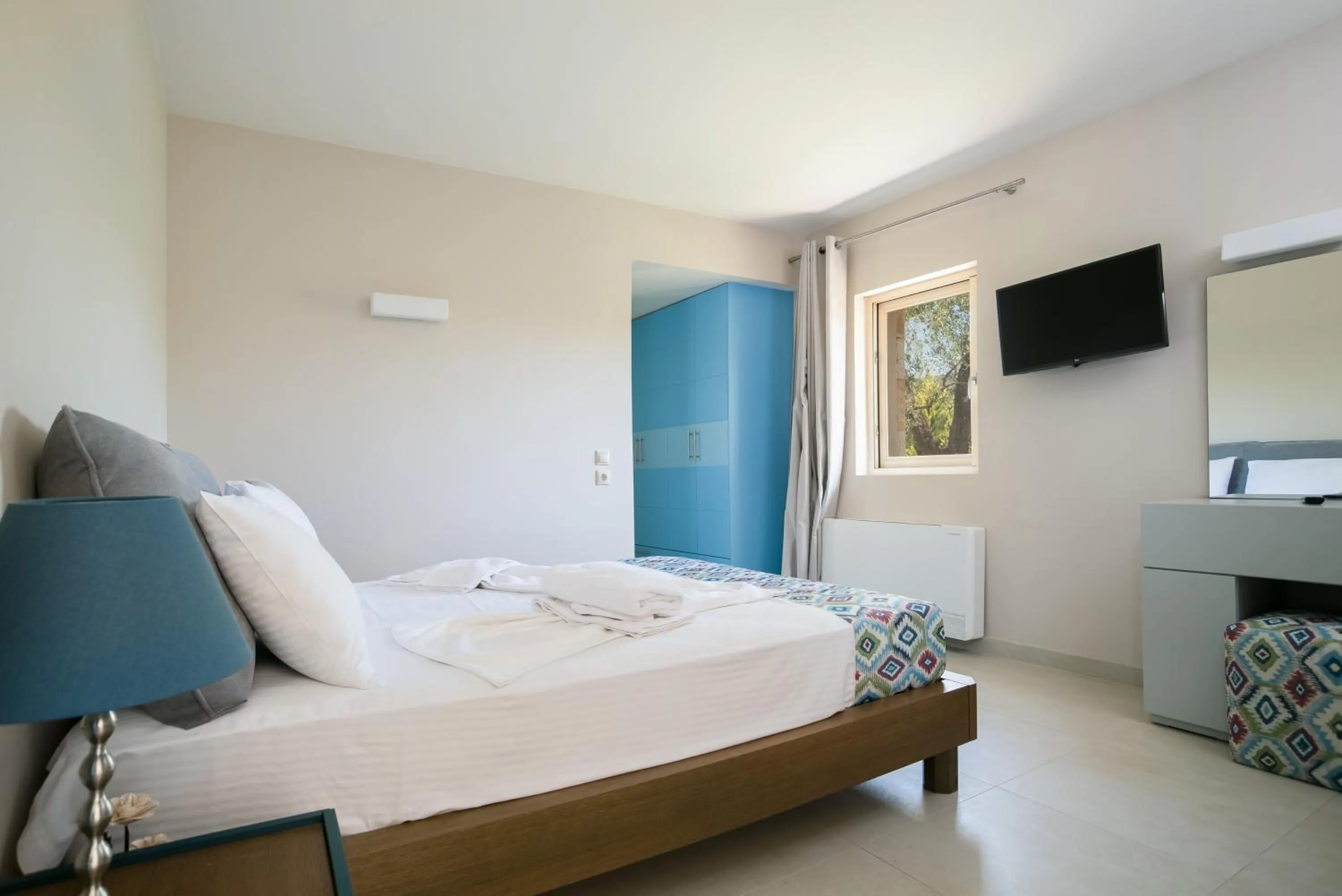 Bedroom, Bed in Three Stars Luxury Villas