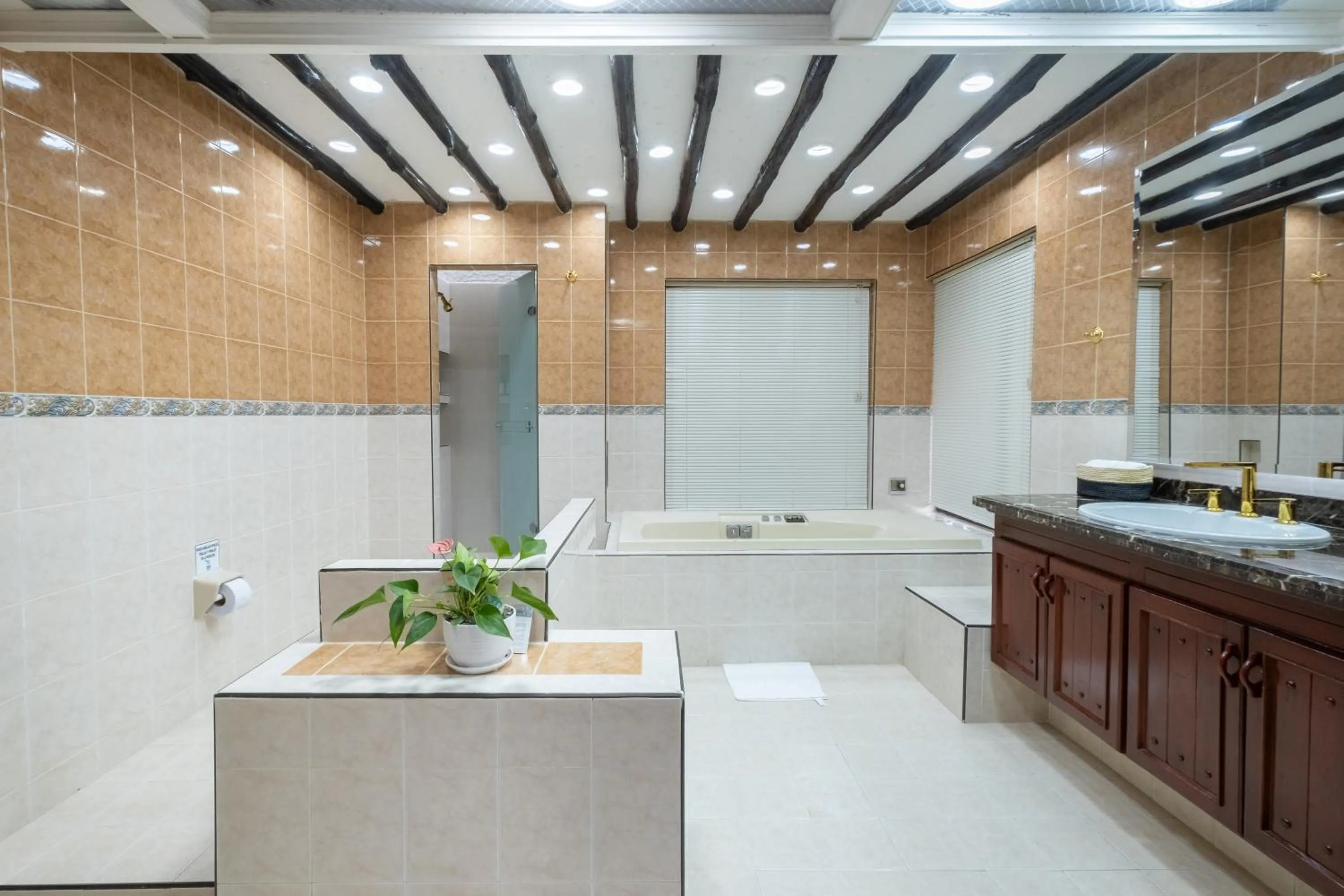 Hotel Chalet El Castillo by Majuva