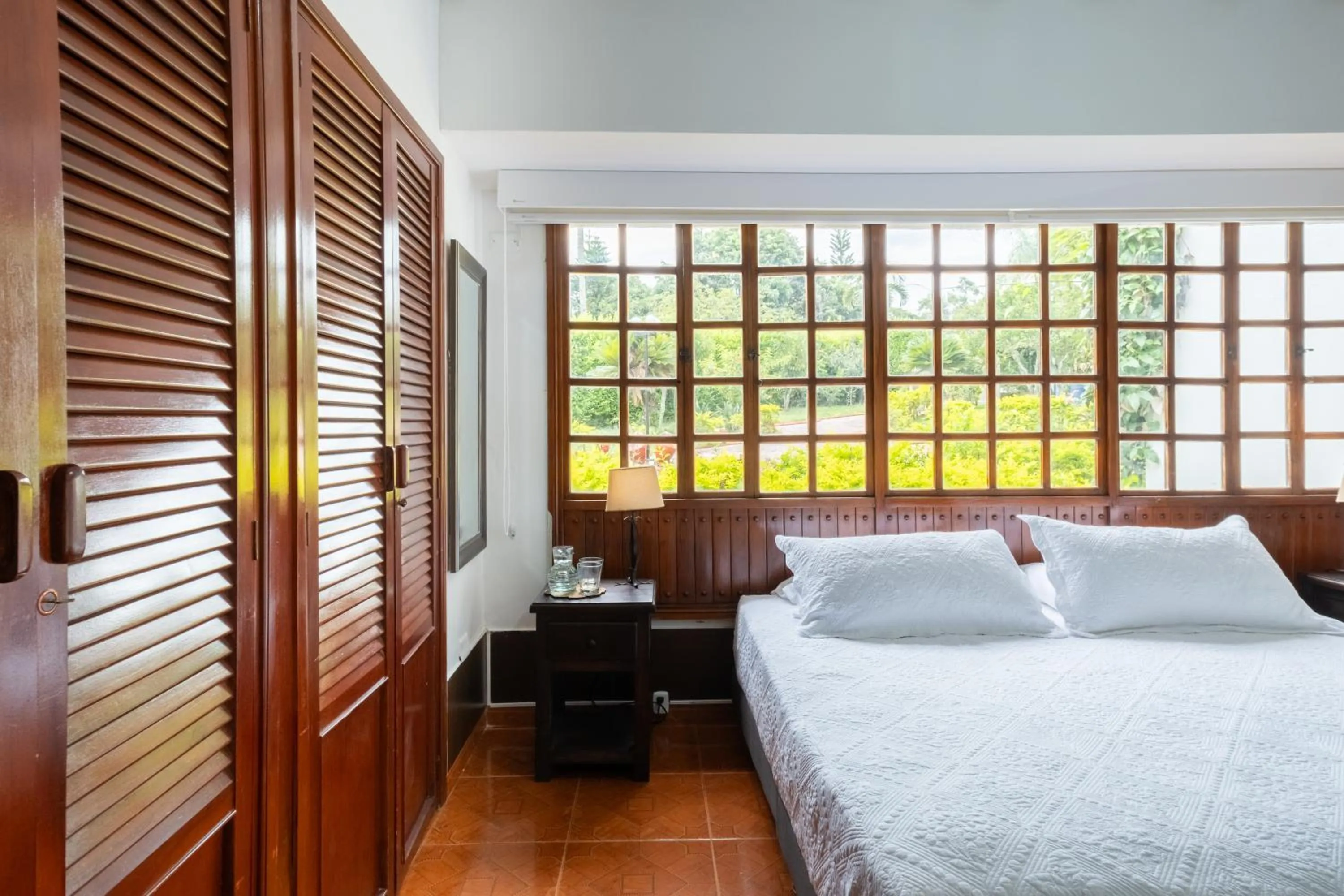 Bed in Hotel Chalet El Castillo by Majuva