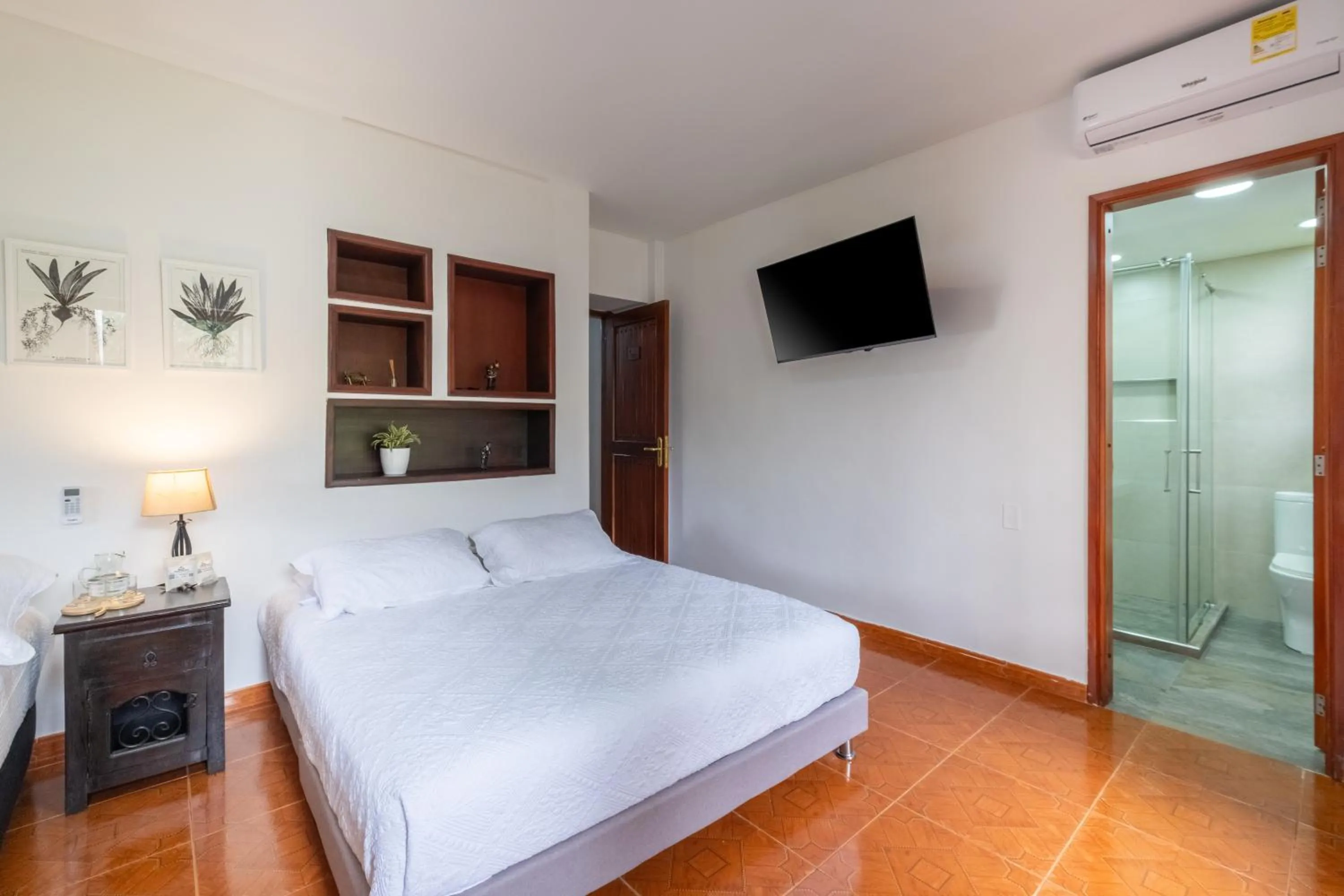 Bed in Hotel Chalet El Castillo by Majuva