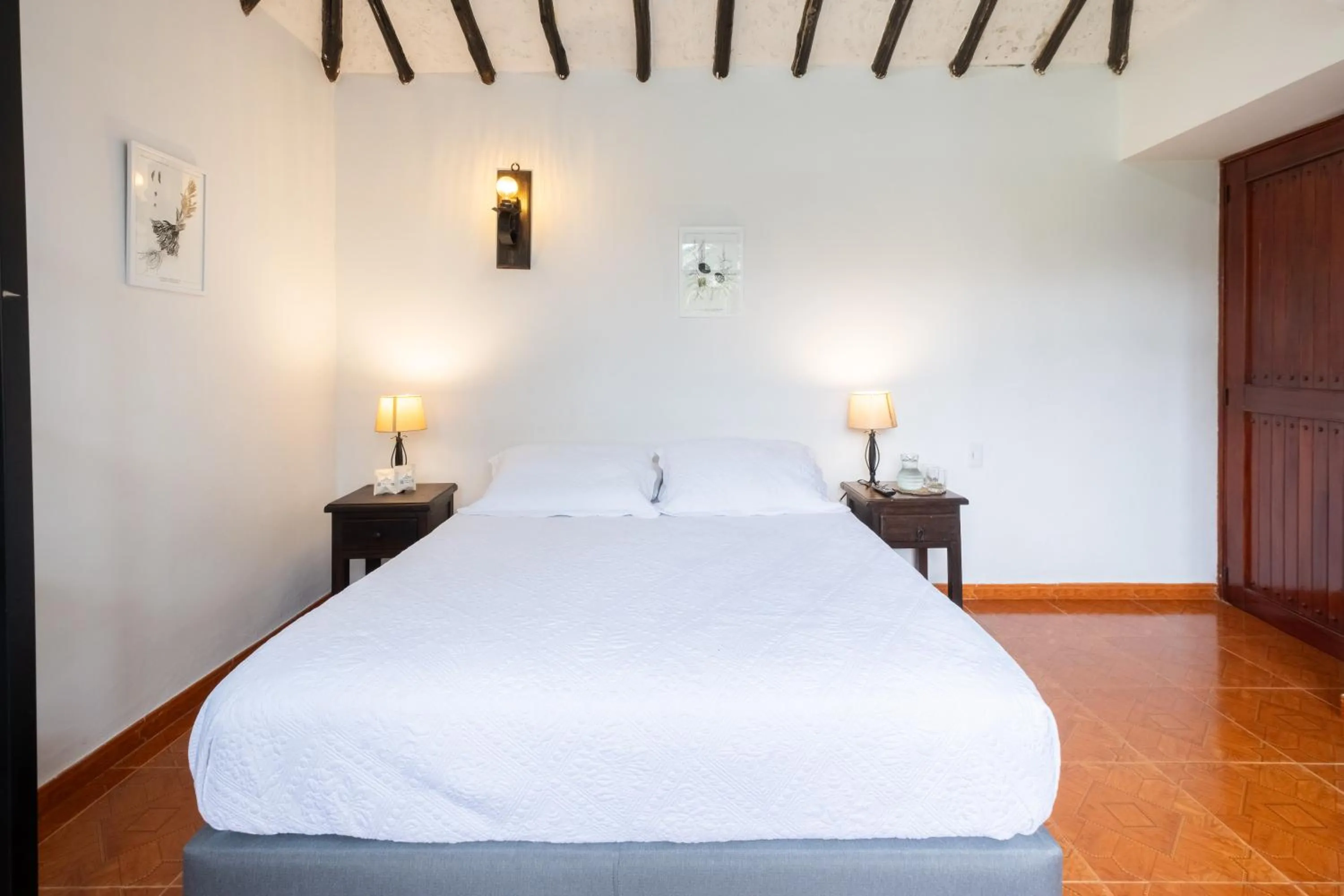 Bed in Hotel Chalet El Castillo by Majuva