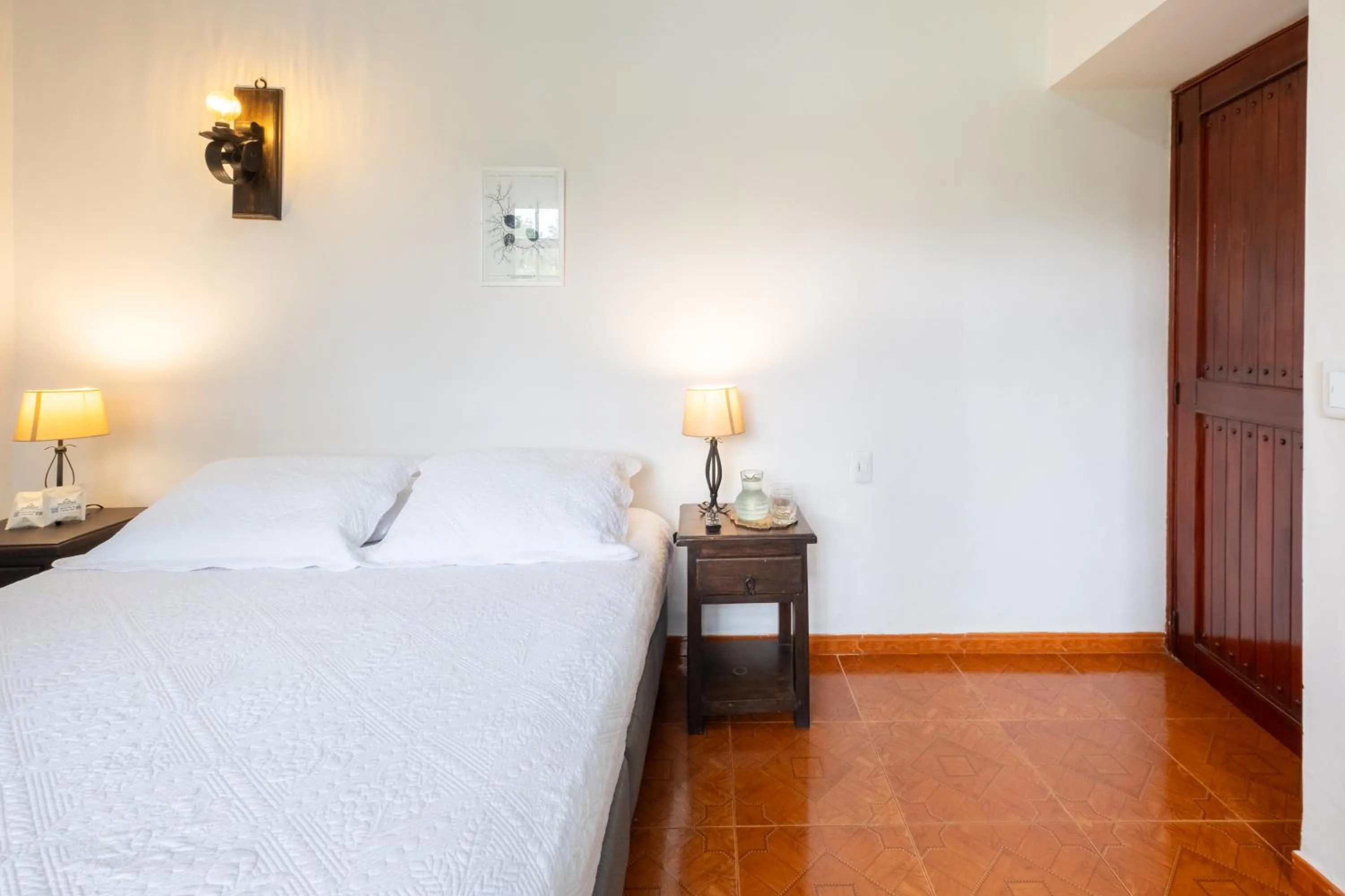 Bed in Hotel Chalet El Castillo by Majuva