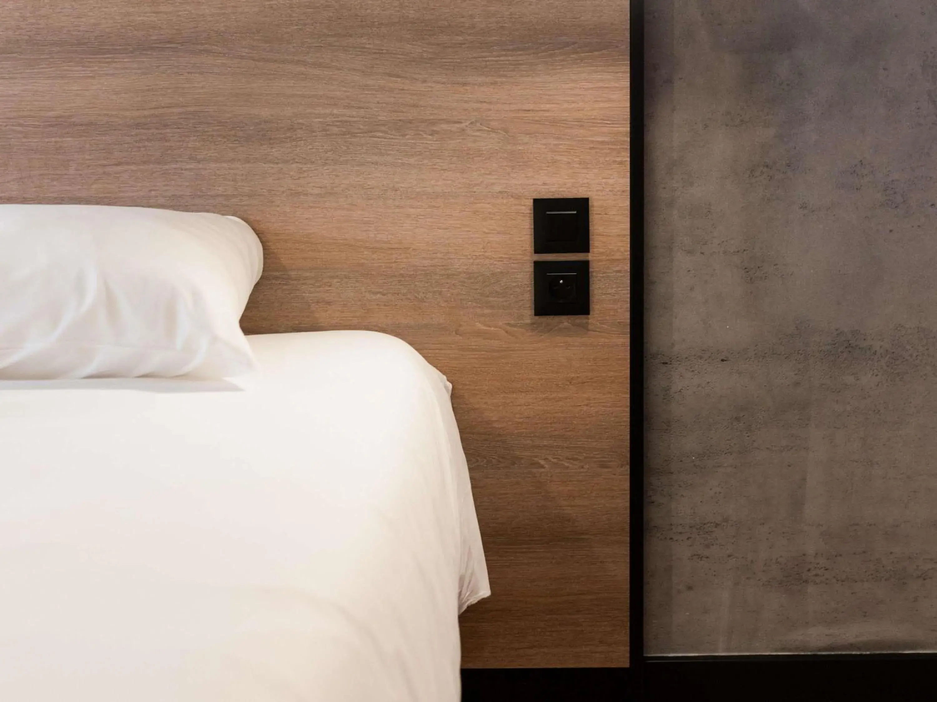 Bedroom, Bed in Ibis Namur Centre Bedroom, Bed in Ibis Namur Centre