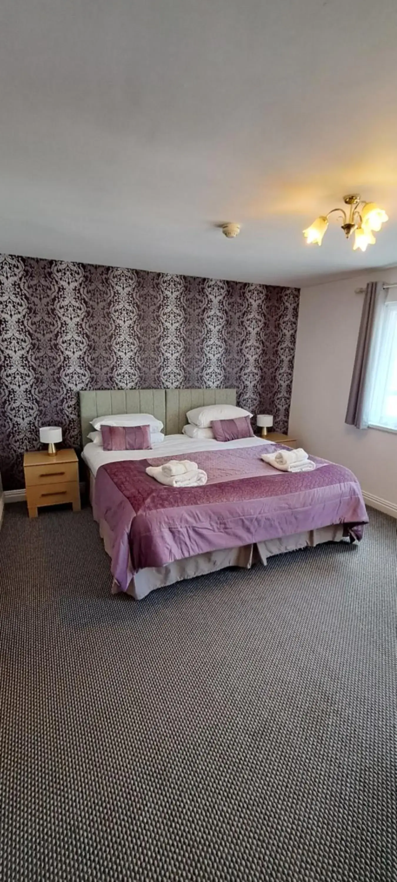 King Room in The Paddocks Hotel King Room in The Paddocks Hotel