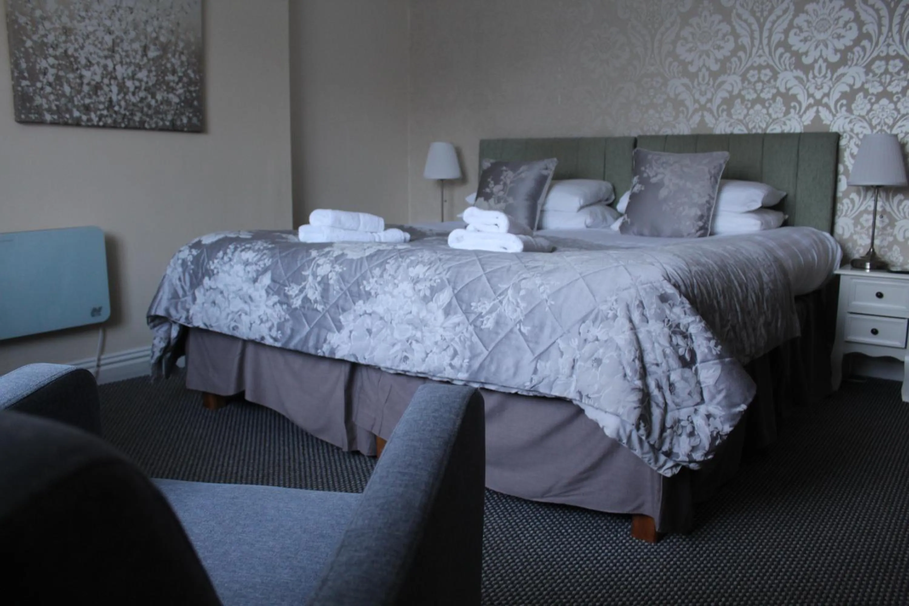 Bed in The Paddocks Hotel