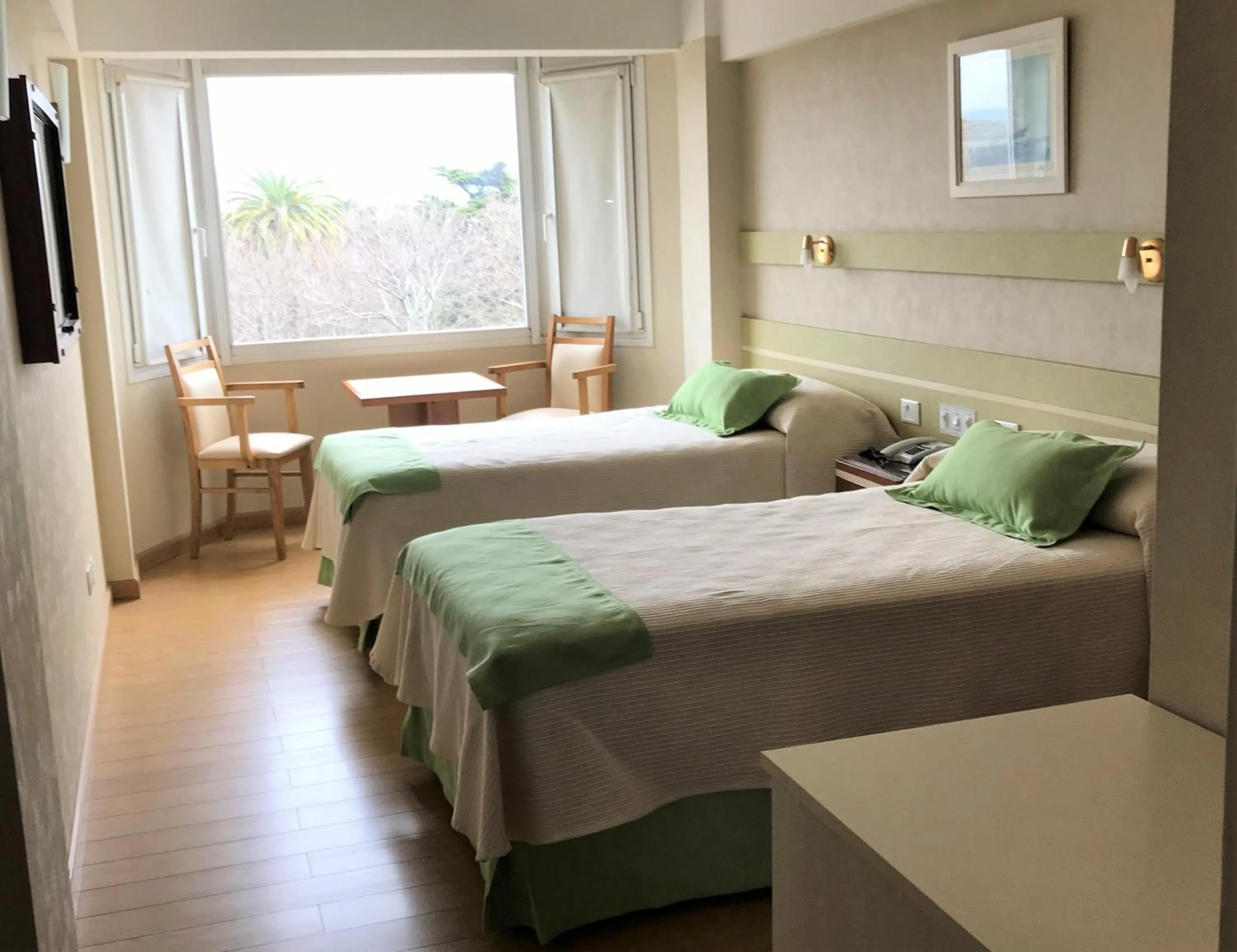 Photo of the whole room, Bed in Hotel Dior