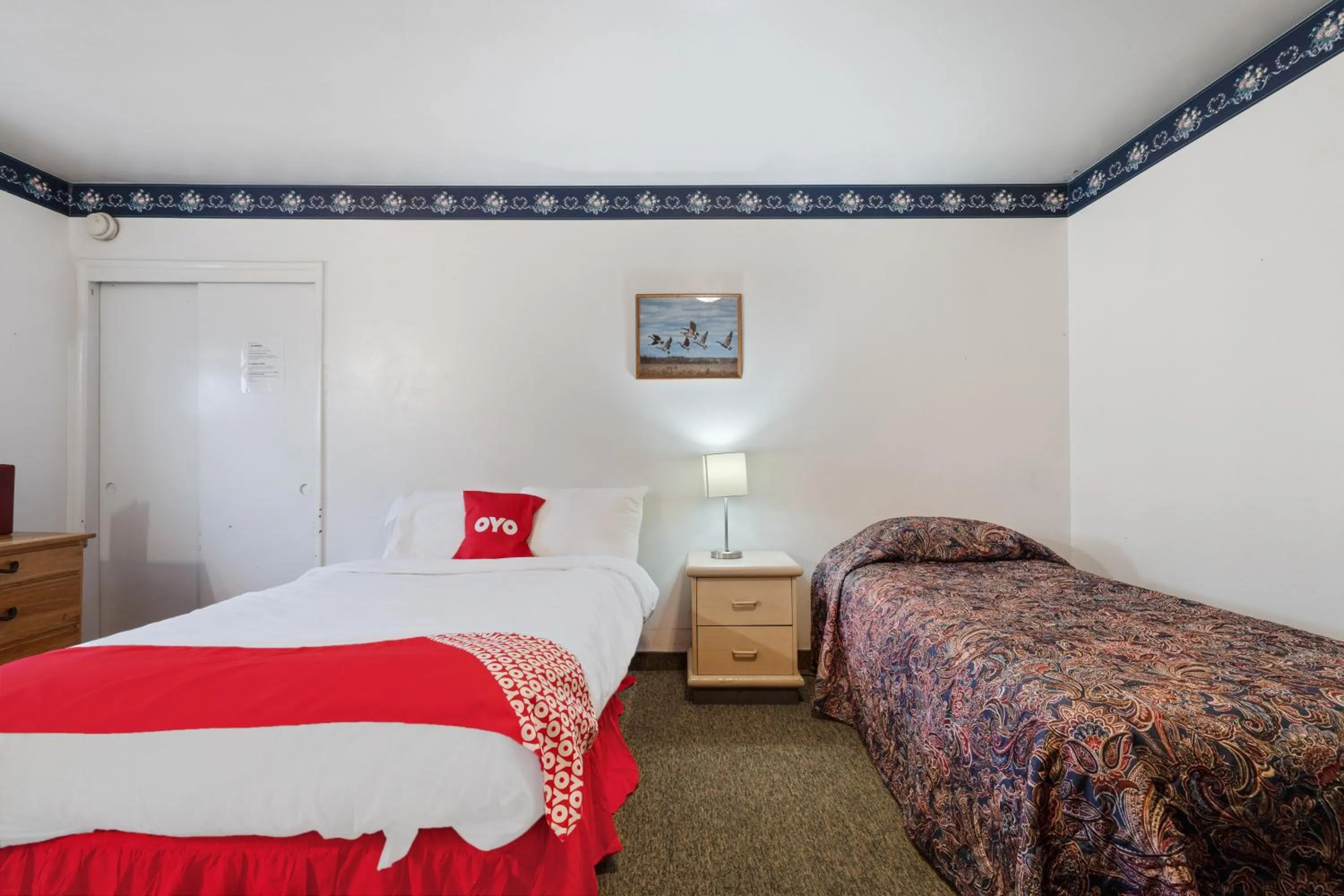 Bedroom in OYO Silver Spur Burns Hwy 20