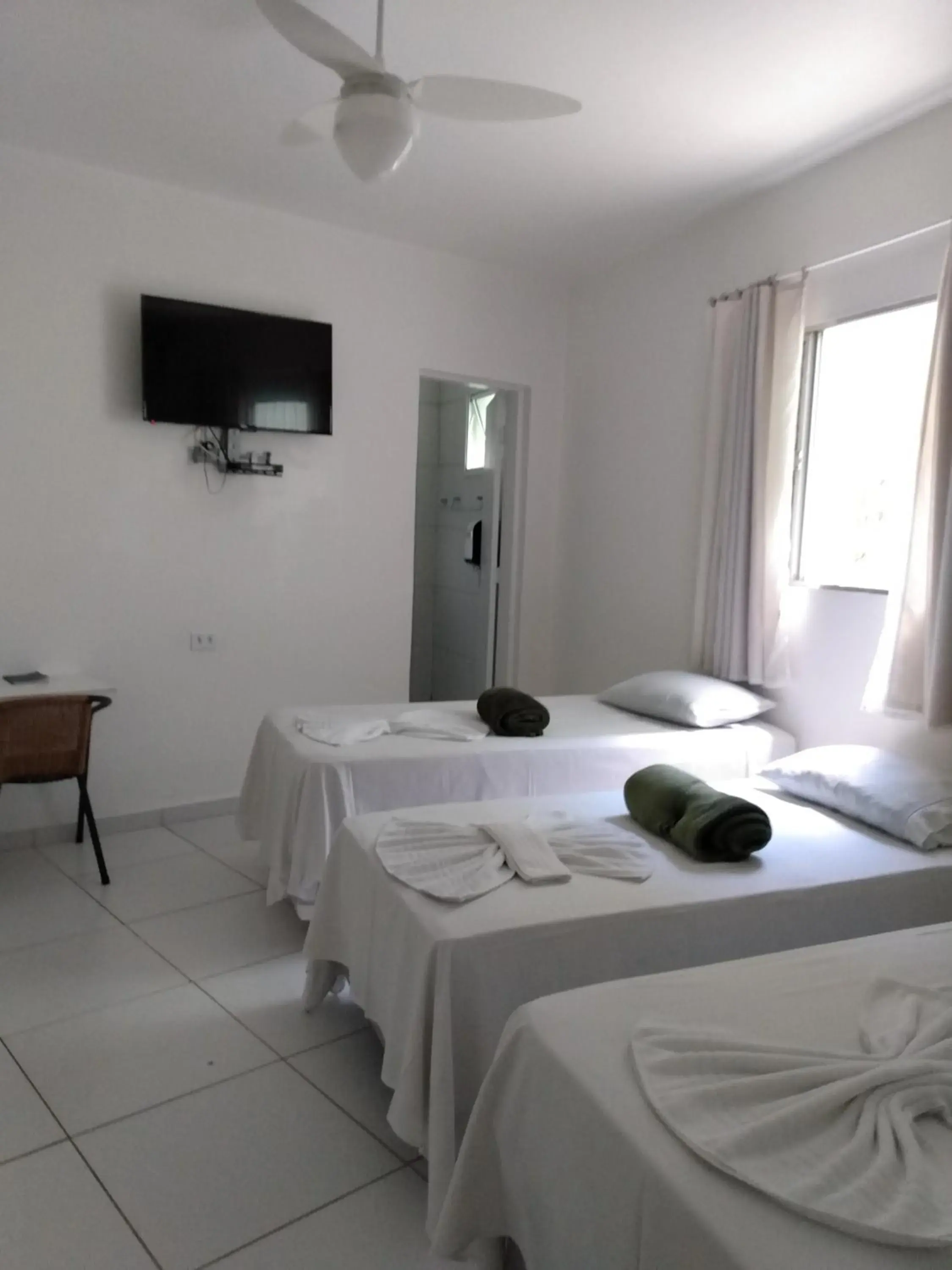 Luxury Triple Room in Planalto Hotel Arujá Luxury Triple Room in Planalto Hotel Arujá