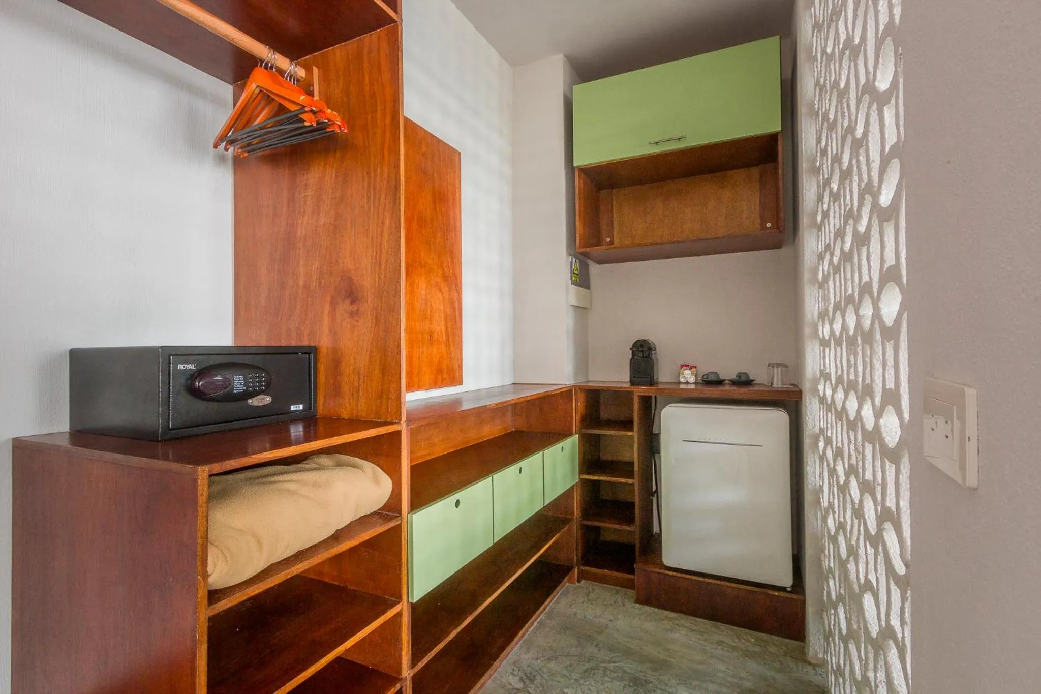 Coffee/tea facilities, Bed in O' Tulum Boutique Hotel - Adults Only