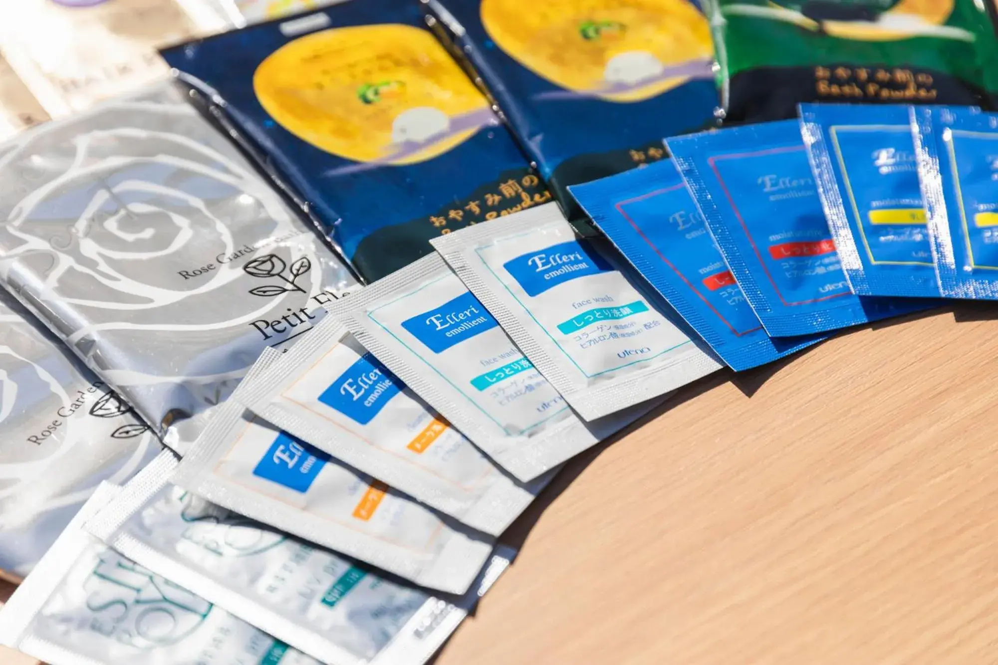 Photo of the whole room in Sotetsu Fresa Inn Kyoto-Hachijoguchi Photo of the whole room in Sotetsu Fresa Inn Kyoto-Hachijoguchi