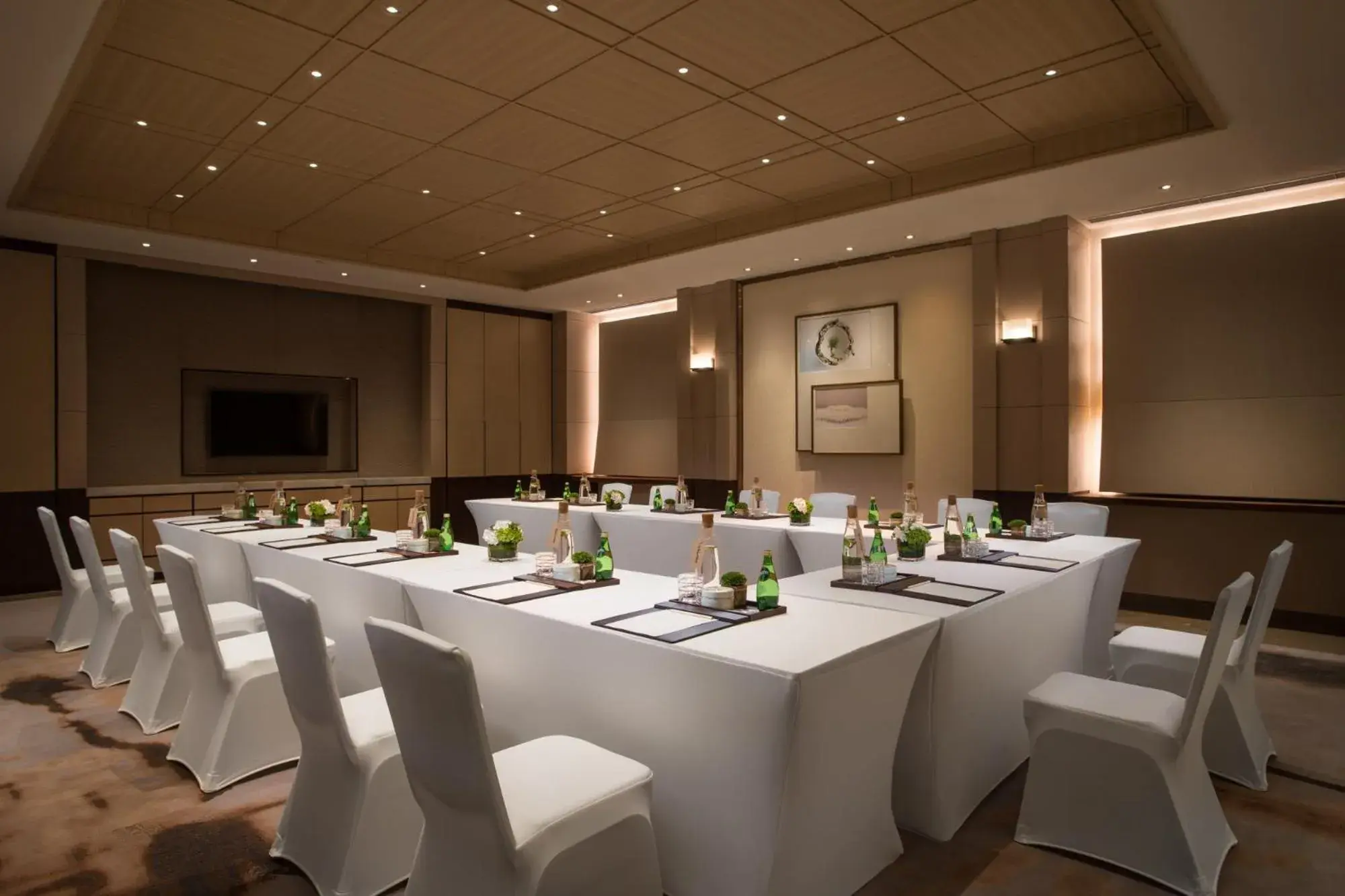 Meeting/conference room in The Anandi Hotel and Spa Shanghai
