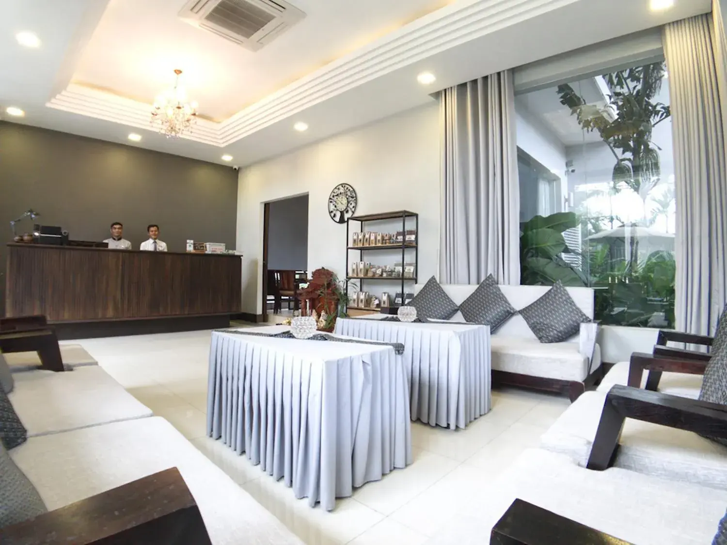 Lobby or reception in Hotel Five.S Lobby or reception in Hotel Five.S