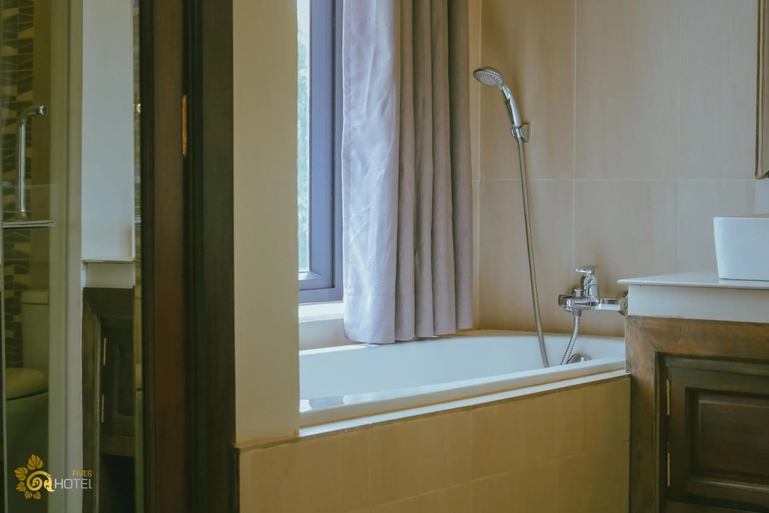 Bath in Hotel Five.S