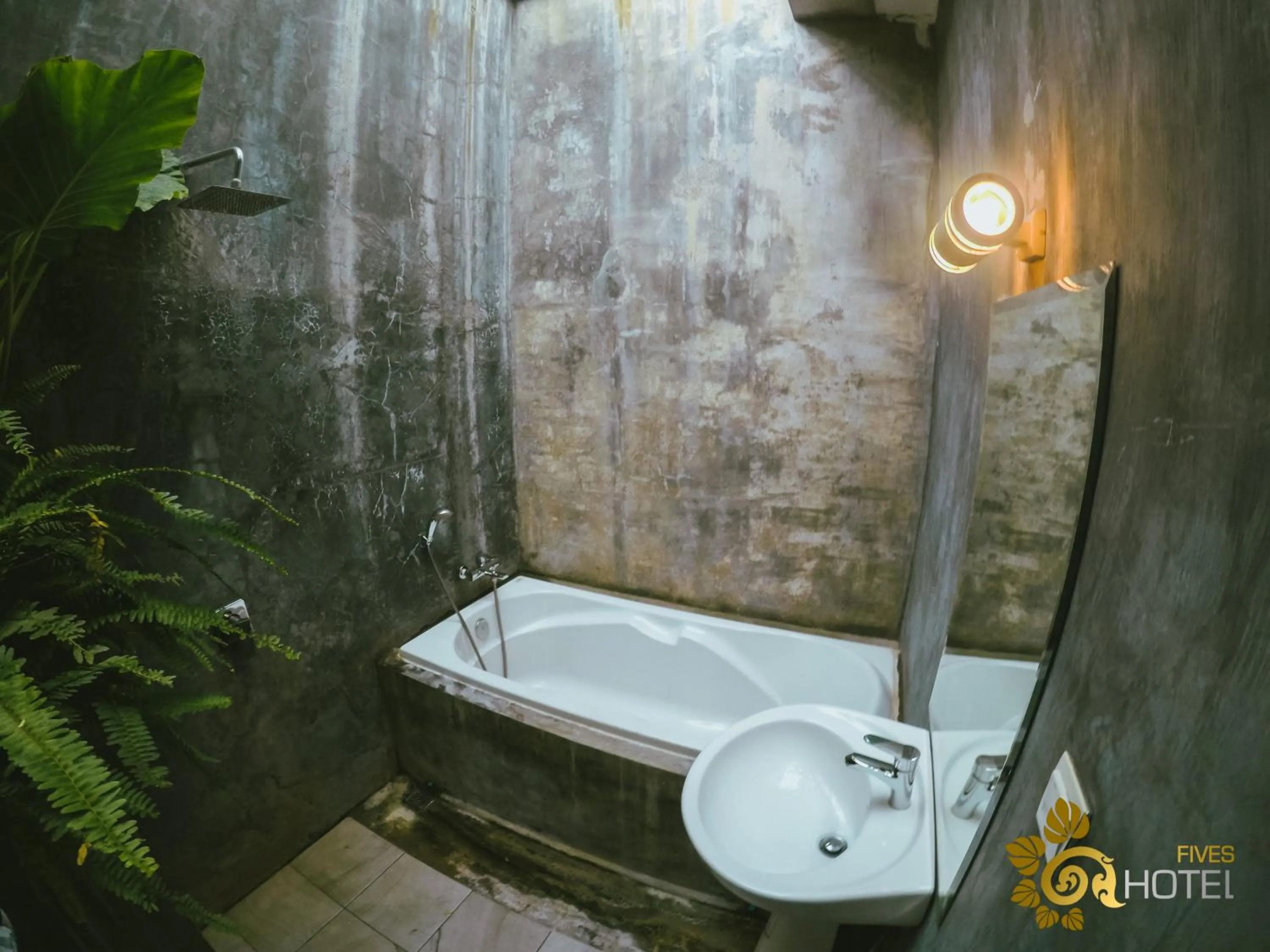 Bathroom in Hotel Five.S