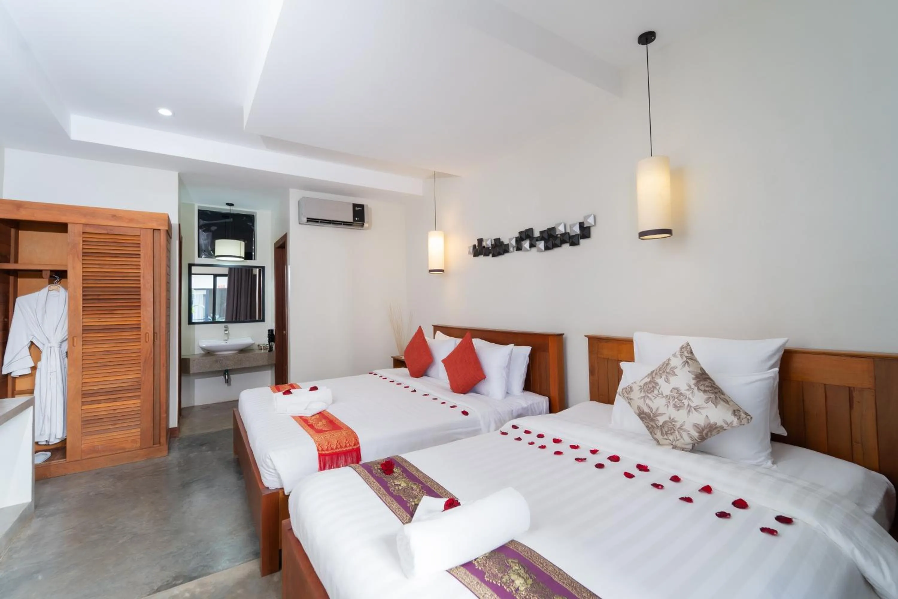 Bedroom, Bed in SK Residence