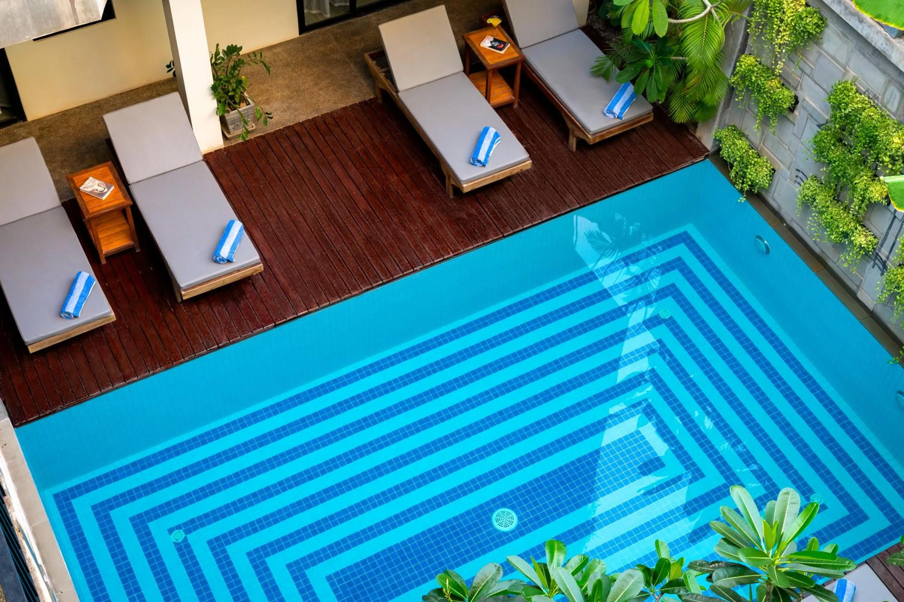 Swimming pool in SK Residence