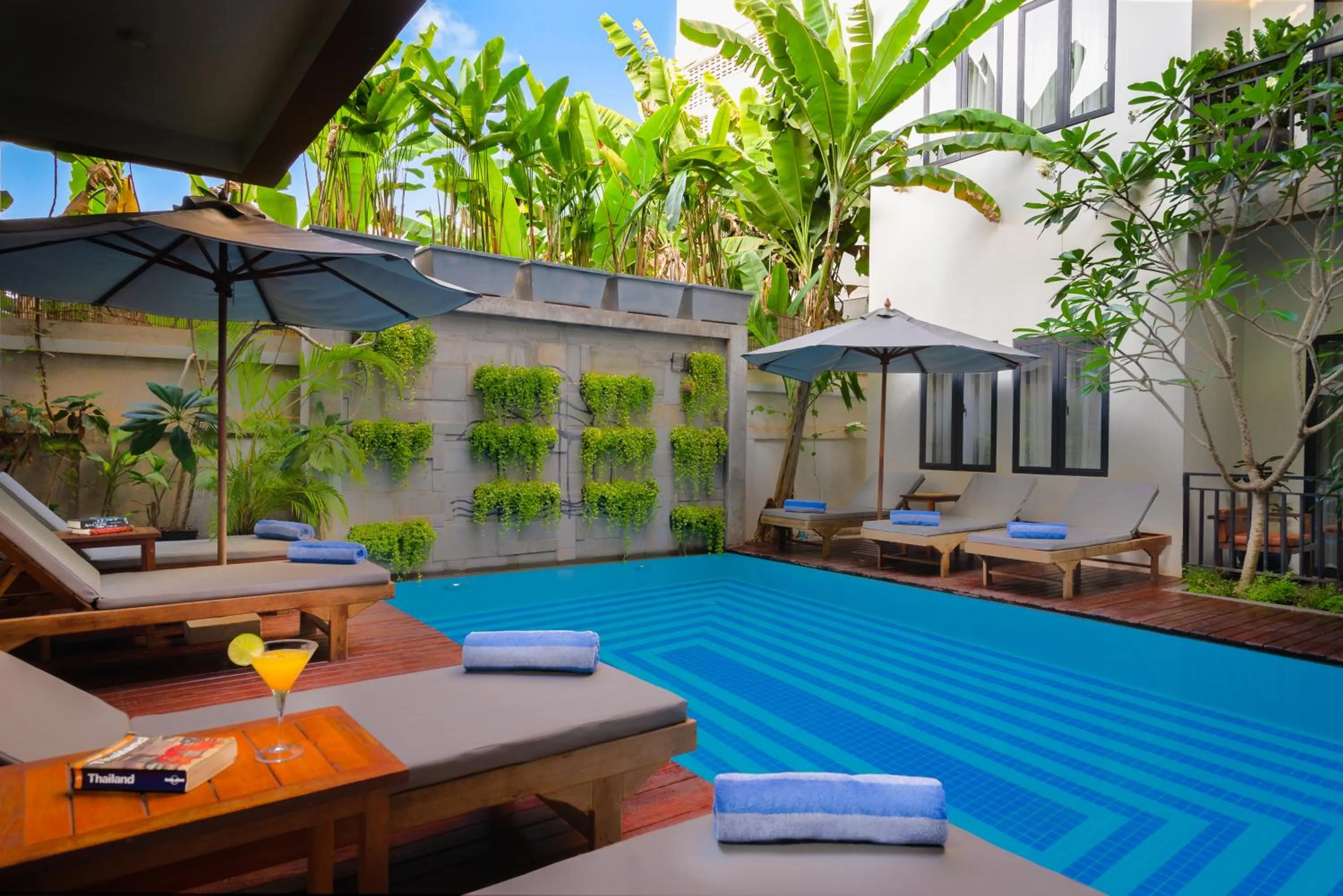Swimming pool in SK Residence