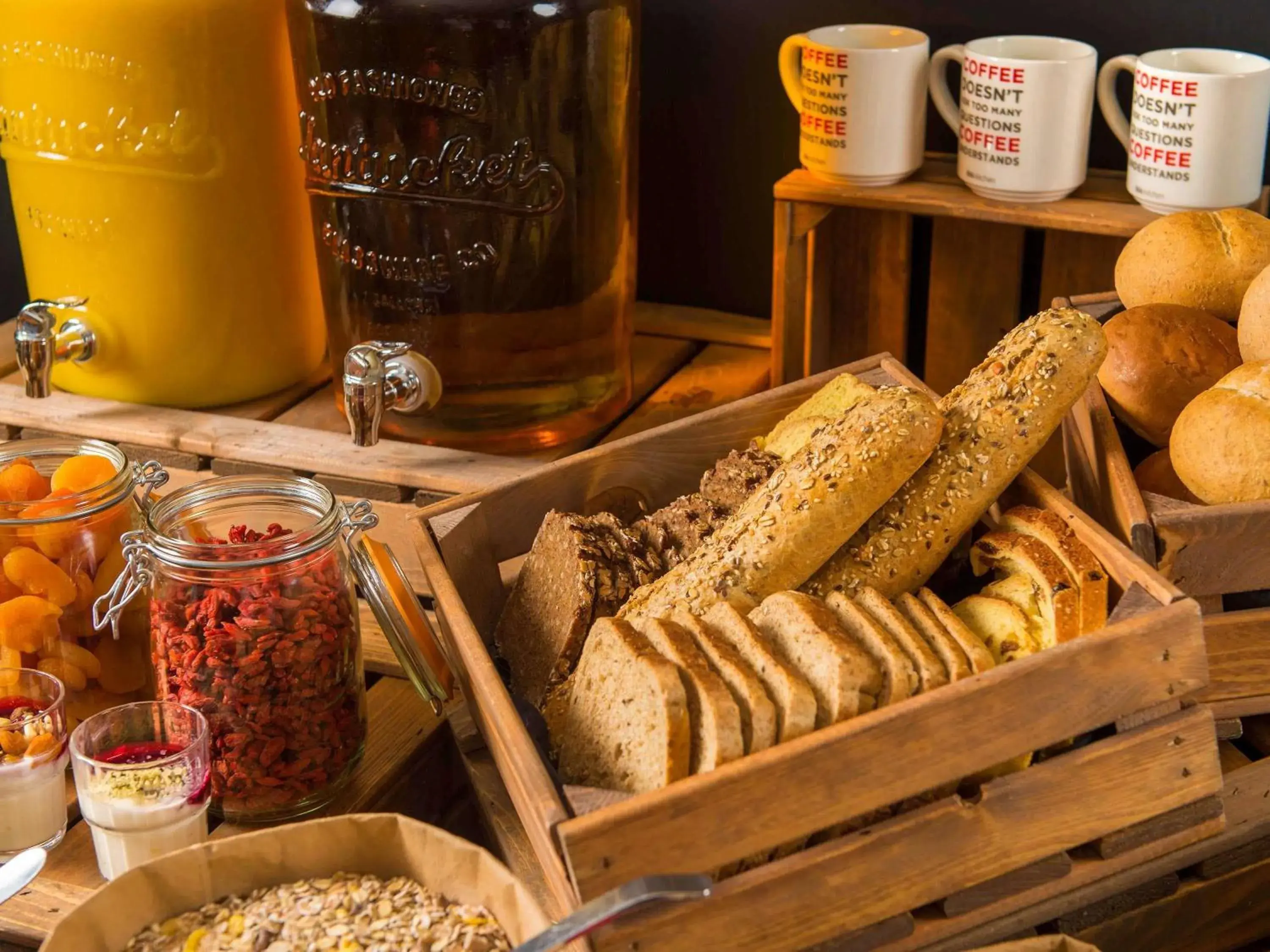 Breakfast in ibis Leuven Centrum Breakfast in ibis Leuven Centrum