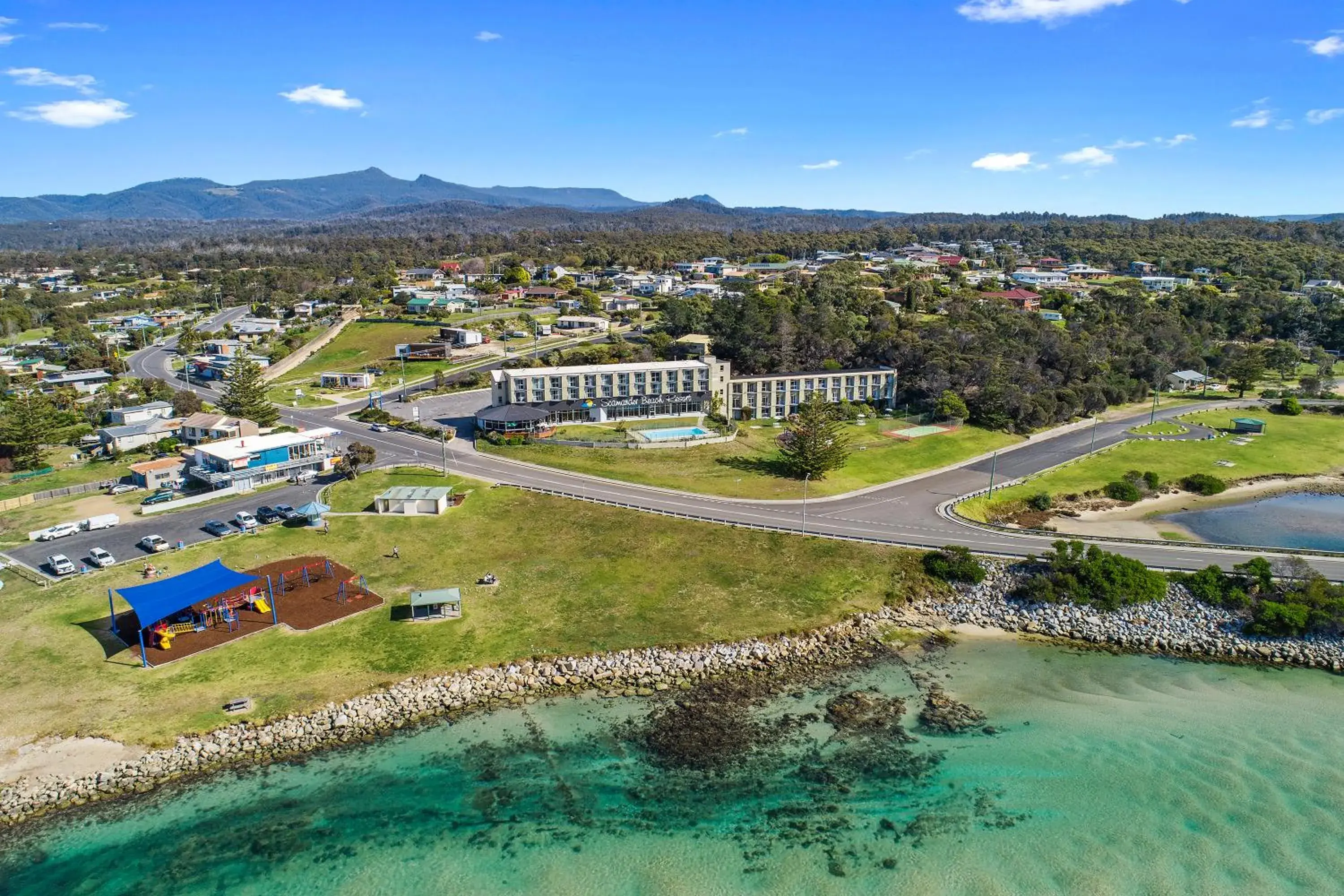 Property building in Scamander Beach Resort Property building in Scamander Beach Resort