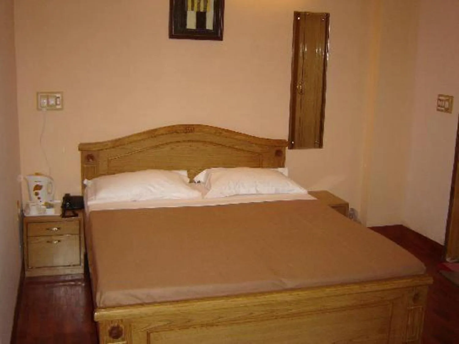 Bedroom, Bed in Hotel Landmark